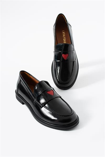Noir Amour Kalp Detaylı Siyah Rugan Kadın Loafer