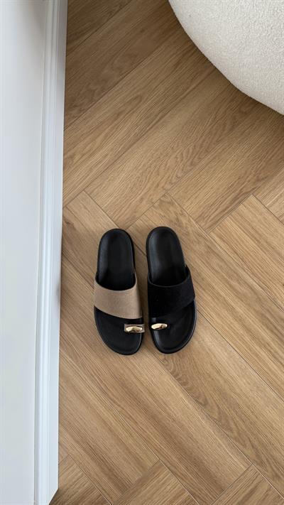 Parmak Arası Yüzük Detaylı Çaprak Bant Terlik Vizon