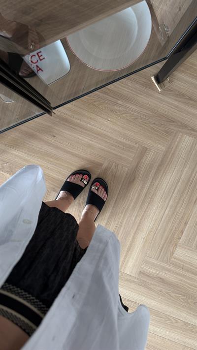 Parmak Arası Yüzük Detaylı Çaprak Bant Terlik Siyah