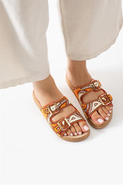 Renkli Taşlı Boncuk İşlemeli Deri Çift Bantlı Terlik