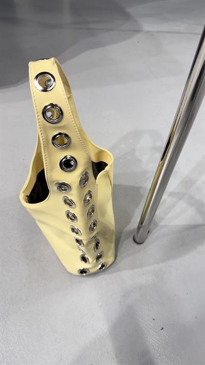 Rivora Sarı Halka Detaylı Çanta