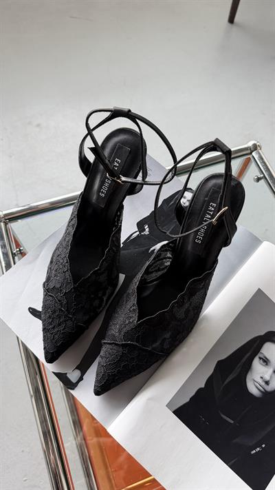 Simsiyah Icon Siyah Dantel Bilekten Bağlı Stiletto