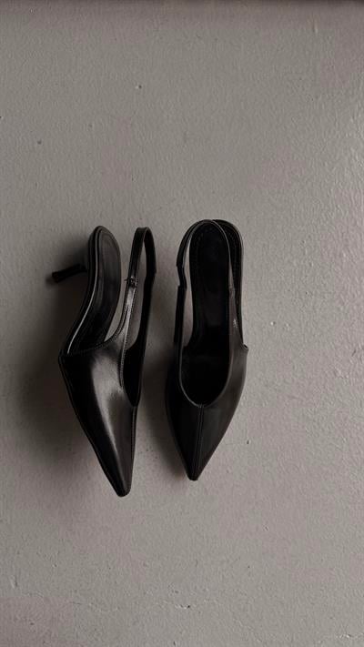 Sivri Burun Dekolteli Yeni Siyah Kadın Topuklu