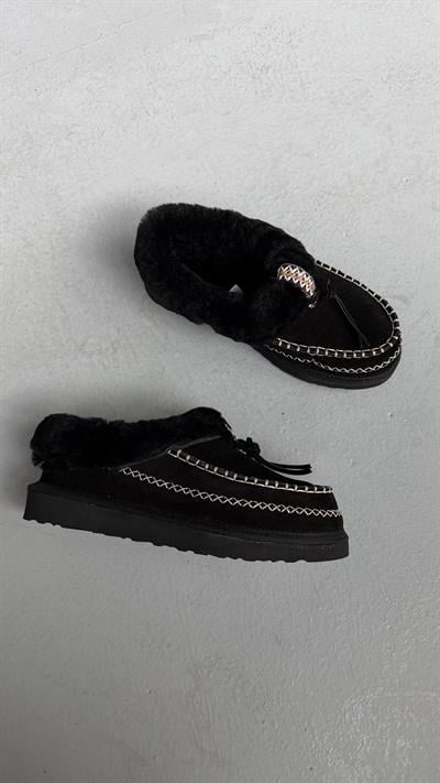 Siyah Hakiki Süet Deri Dikişli Kürklü Kadın Makosen Terlik
