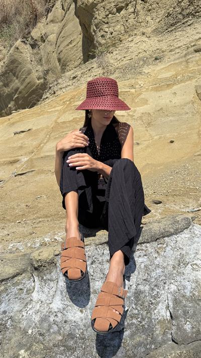 Taba Süet Sepet Model Tokalı Düz Kadın Terlik