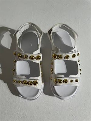 Tezza Beyaz Büyük Küçük Troklu Cırtlı Sandalet 