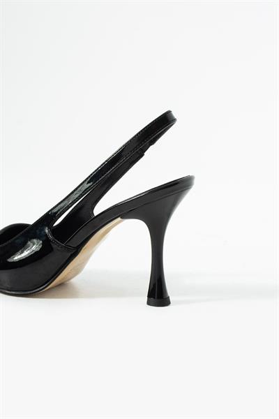 Velmore Premium Taş Aksesuarlı Siyah İnce Topuk Kadın Ayakkabı