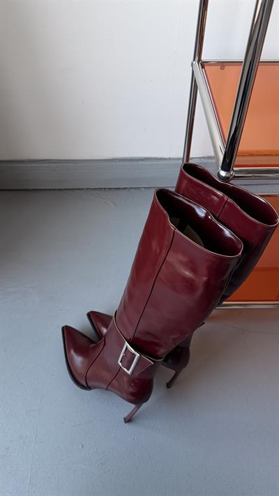 Vera Bordo Cilt Tokalı Topuklu Çizme