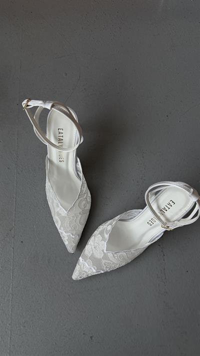White Icon Bembeyaz Dantel Bilekten Bağlı Stiletto