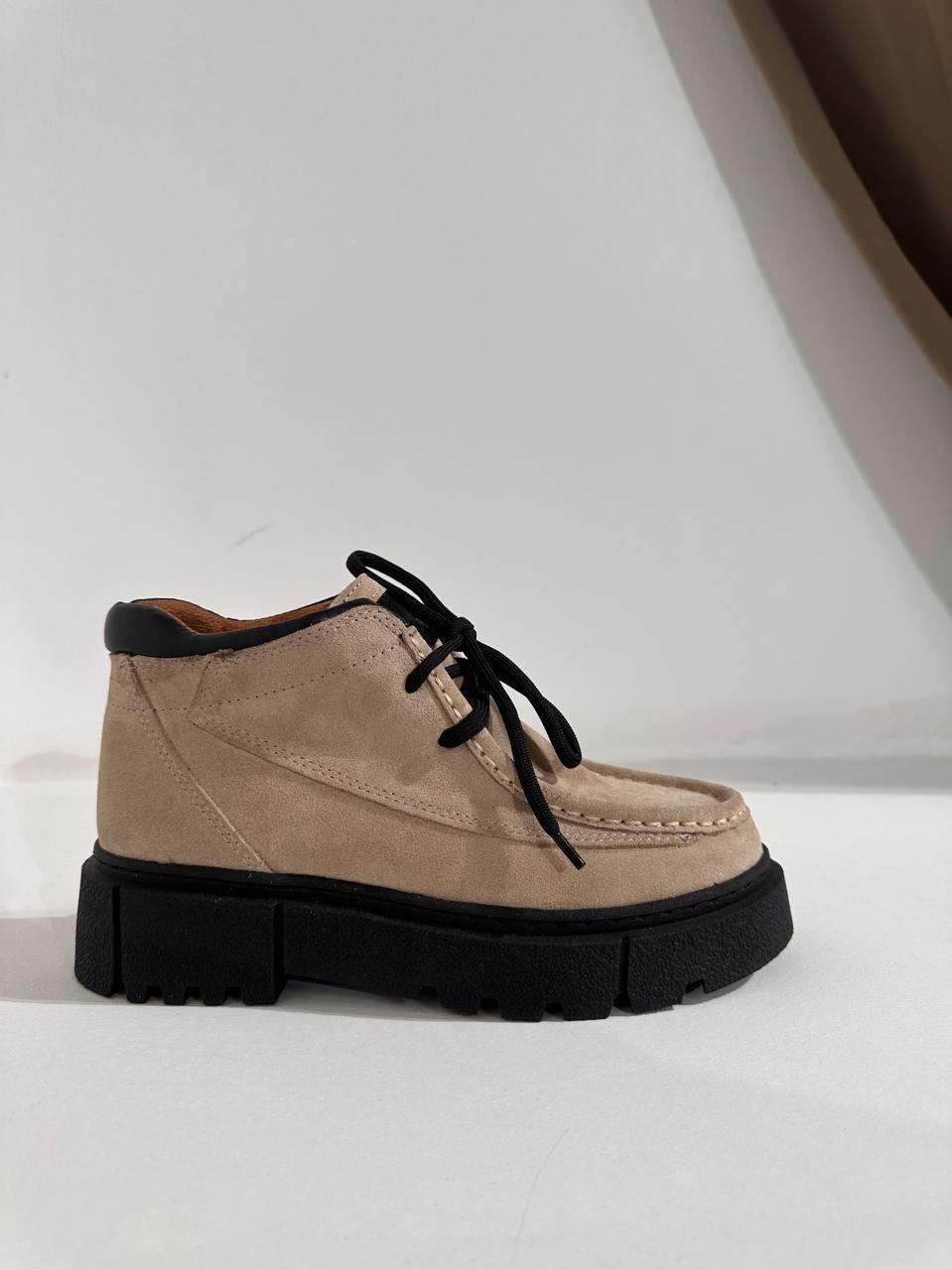 Berlin Bej Süet Bağcıklı Kadın  Bot 