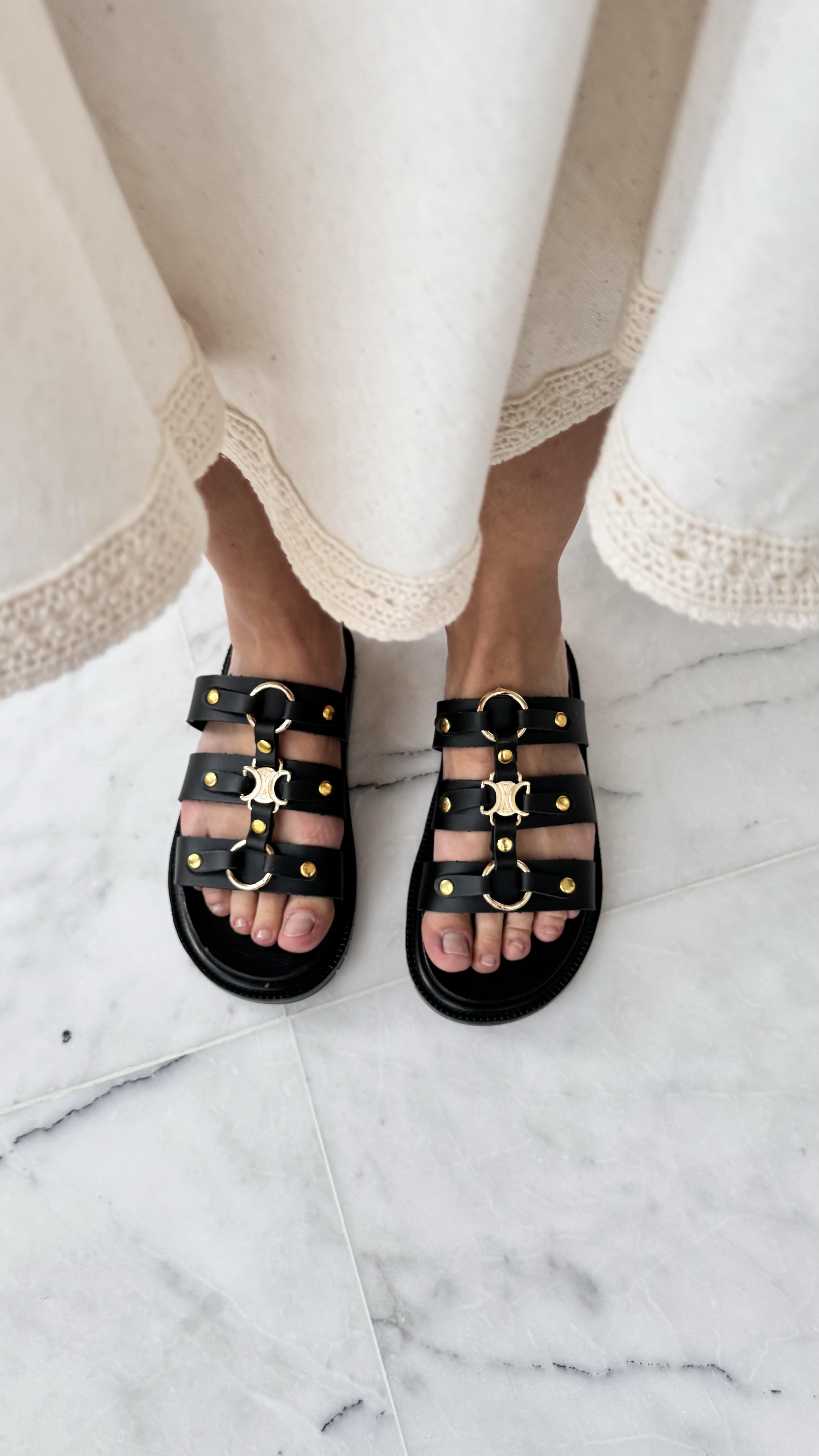 Cell Siyah 3 Bantlı Toka Detaylı Terlik