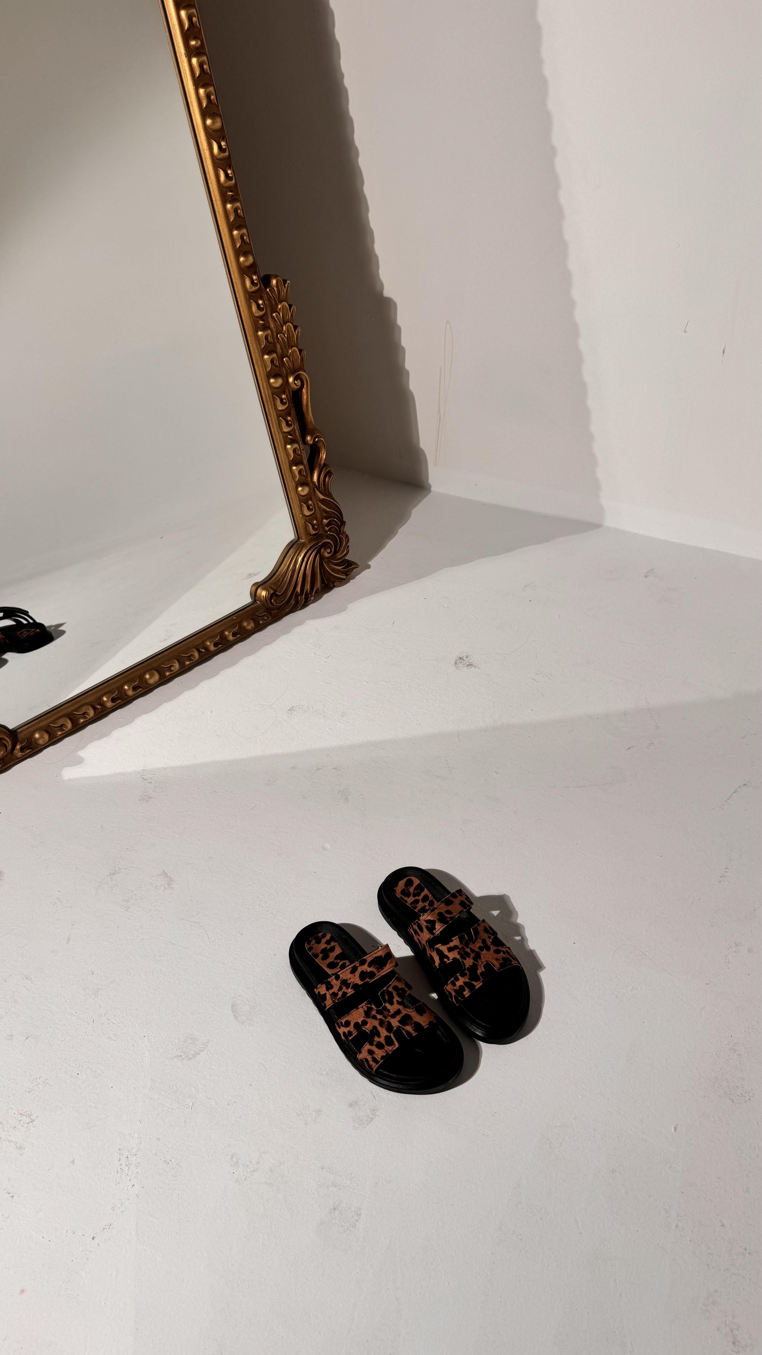 Henza Leopar Kalın Tabanlı Çift Bant Terlik