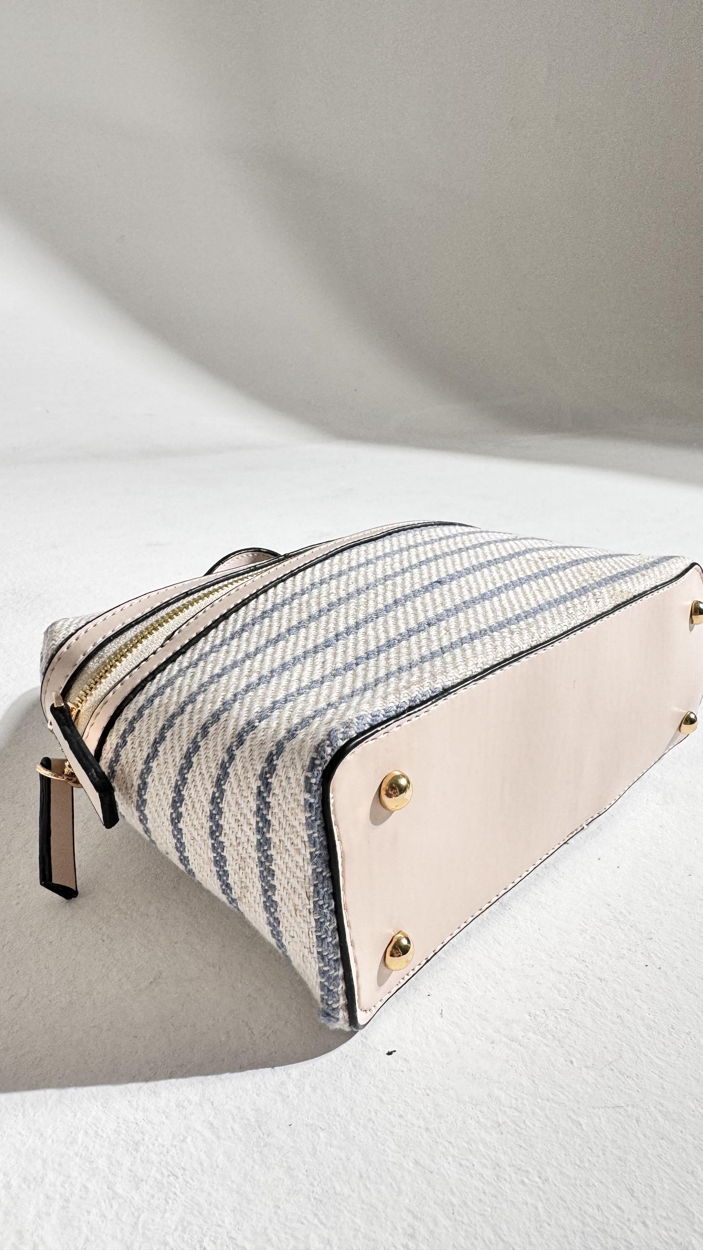 Marna Mavi Bej Çizgili Askı Detaylı Çanta