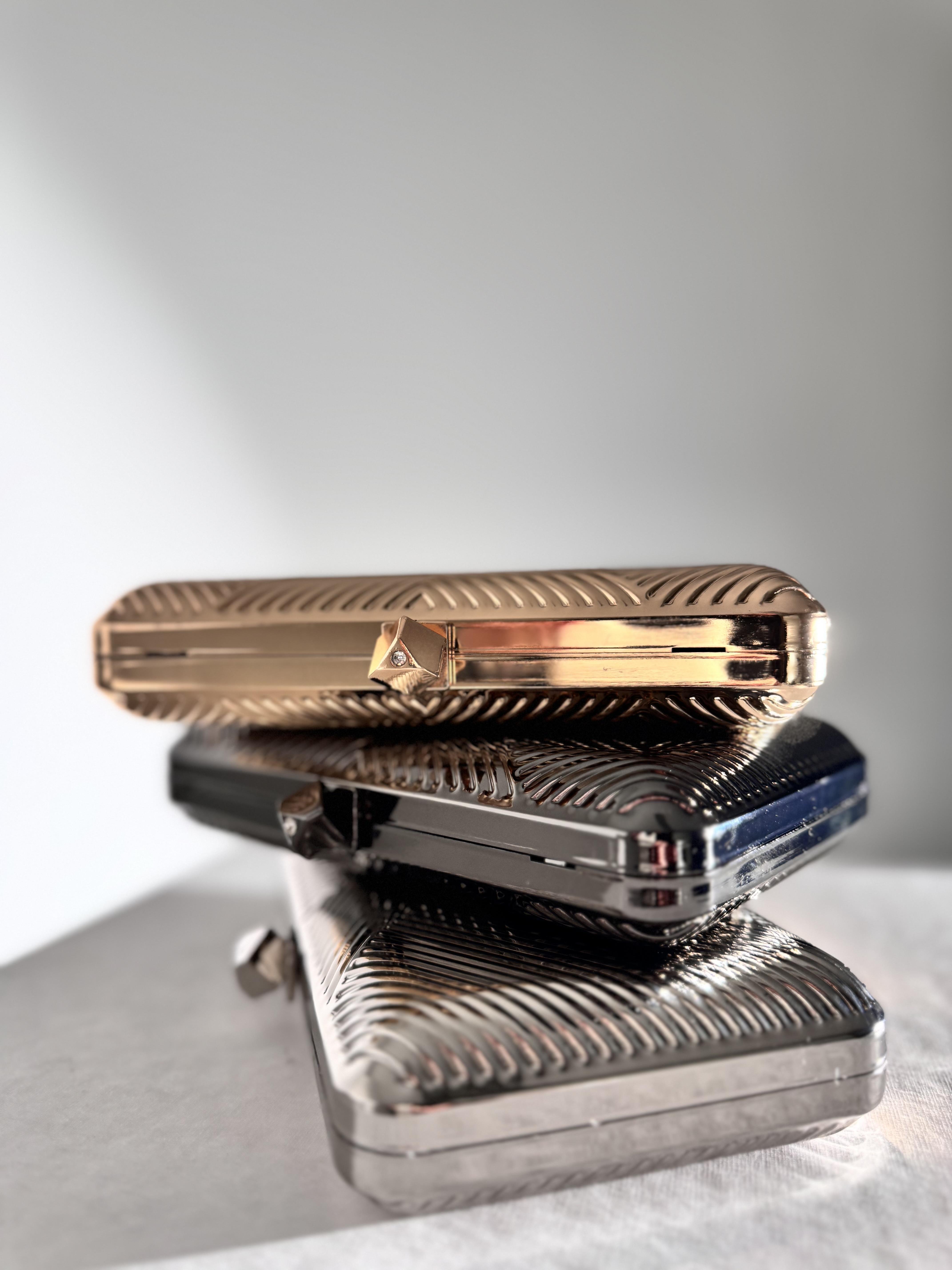 Metalik Gold Clutch Çanta 