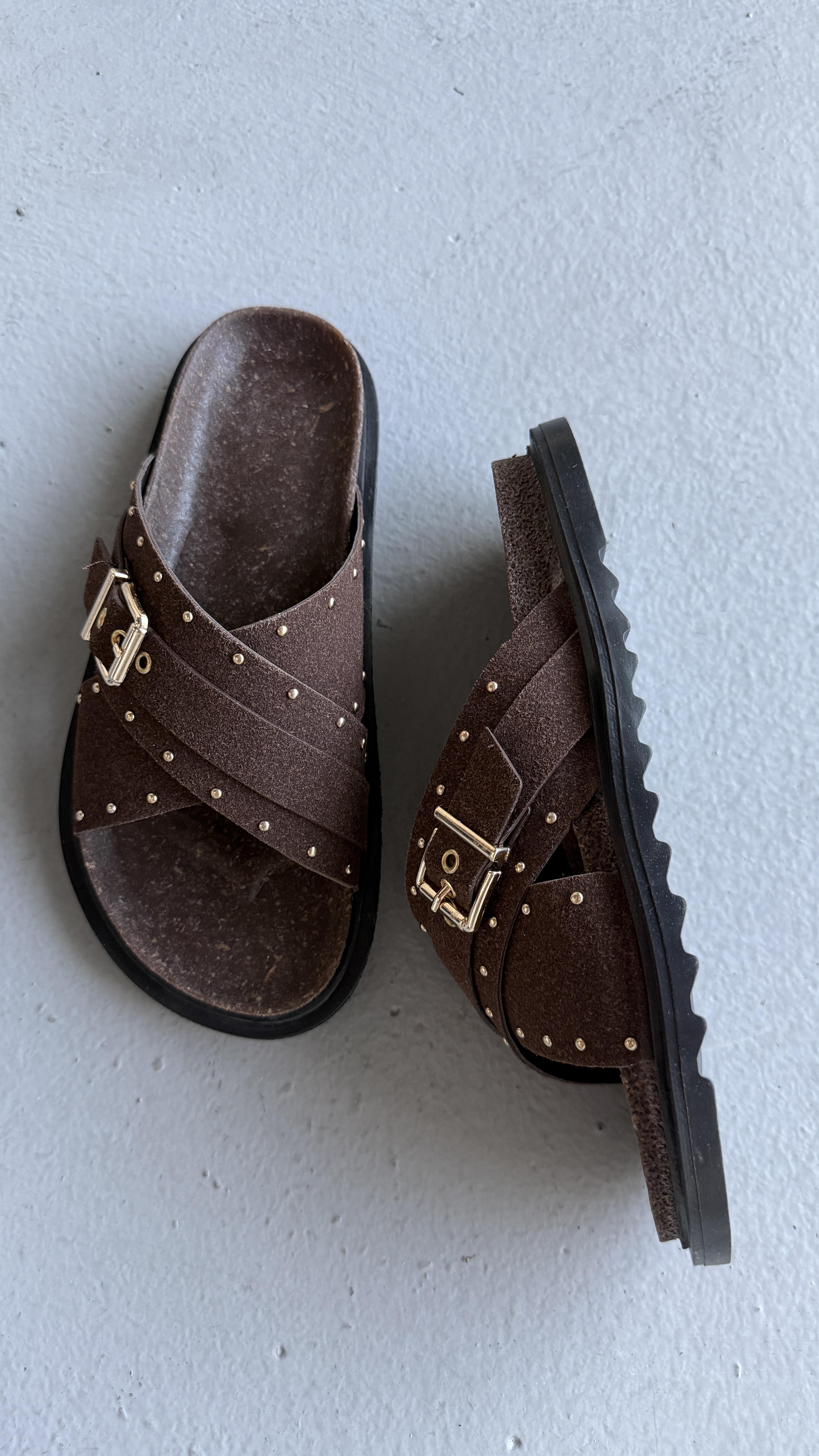 Mocca Muse Acıkahve Tokalı Comfort Terlik
