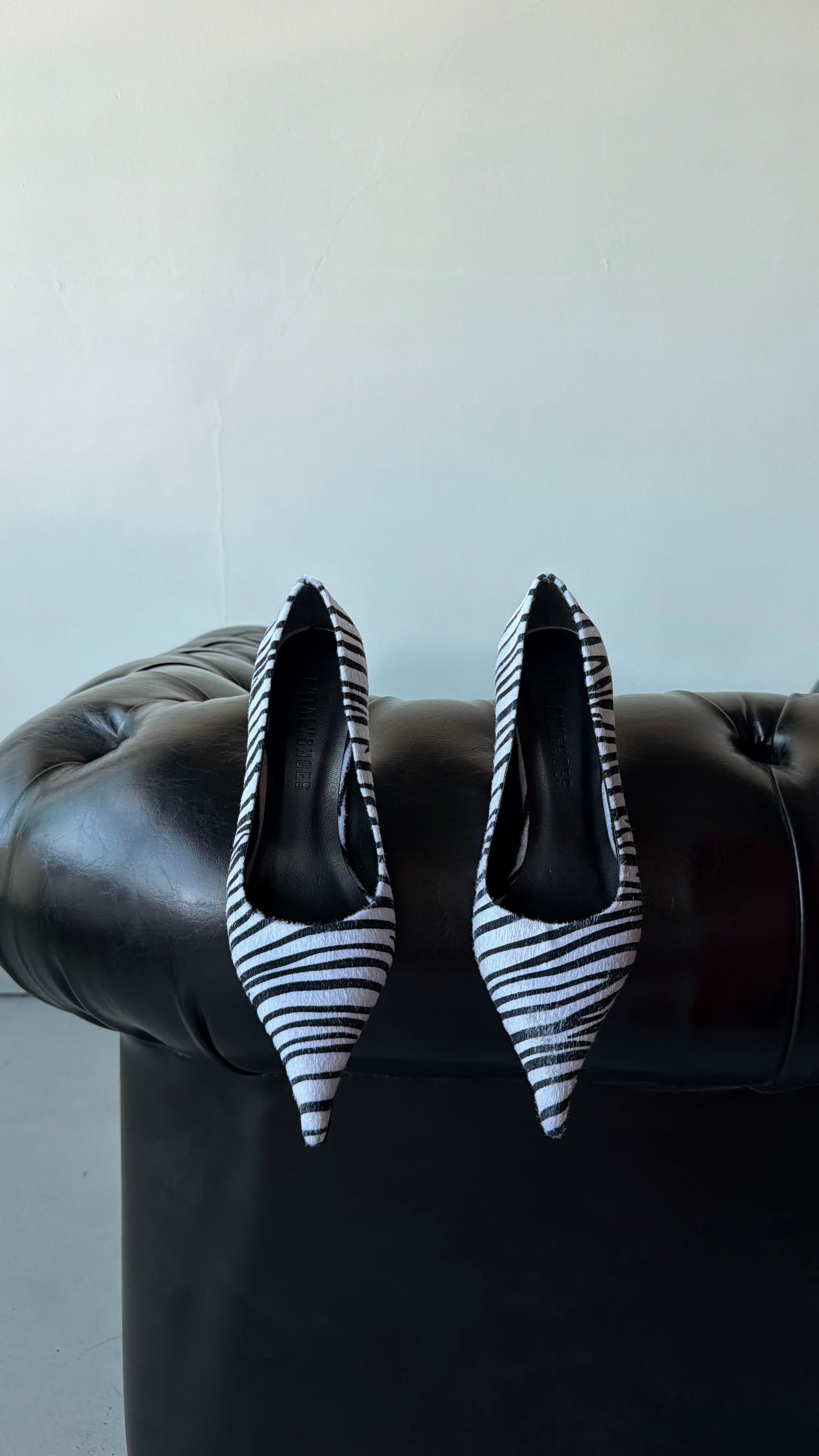 Nera Siyah Beyaz Zebra Stiletto