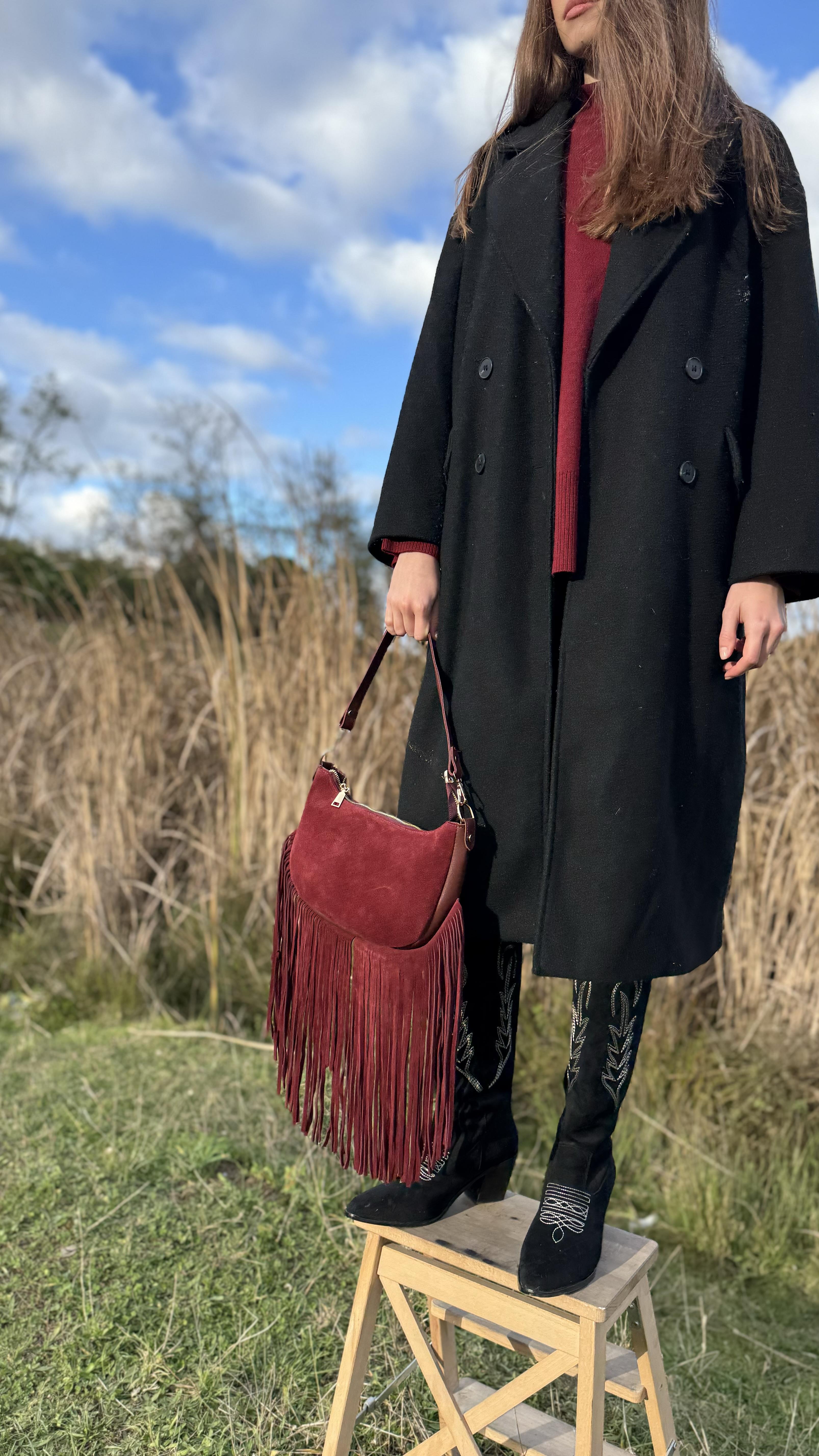 Püsküllü Bordo Kol Çantası Çift Taraflı Kullanım 