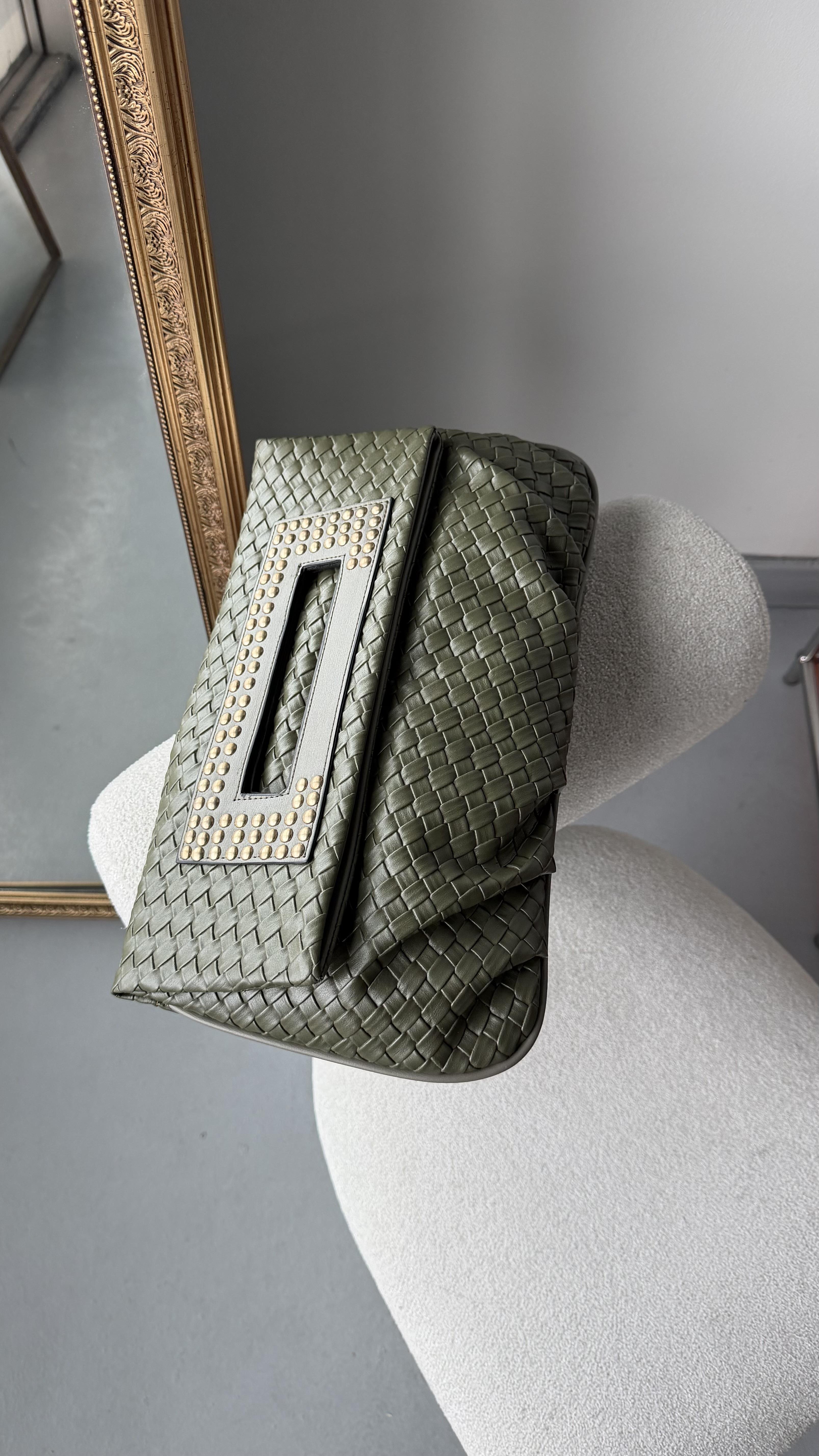 Quiet Rouge Yeşil Örgü Deri Clutch Çanta