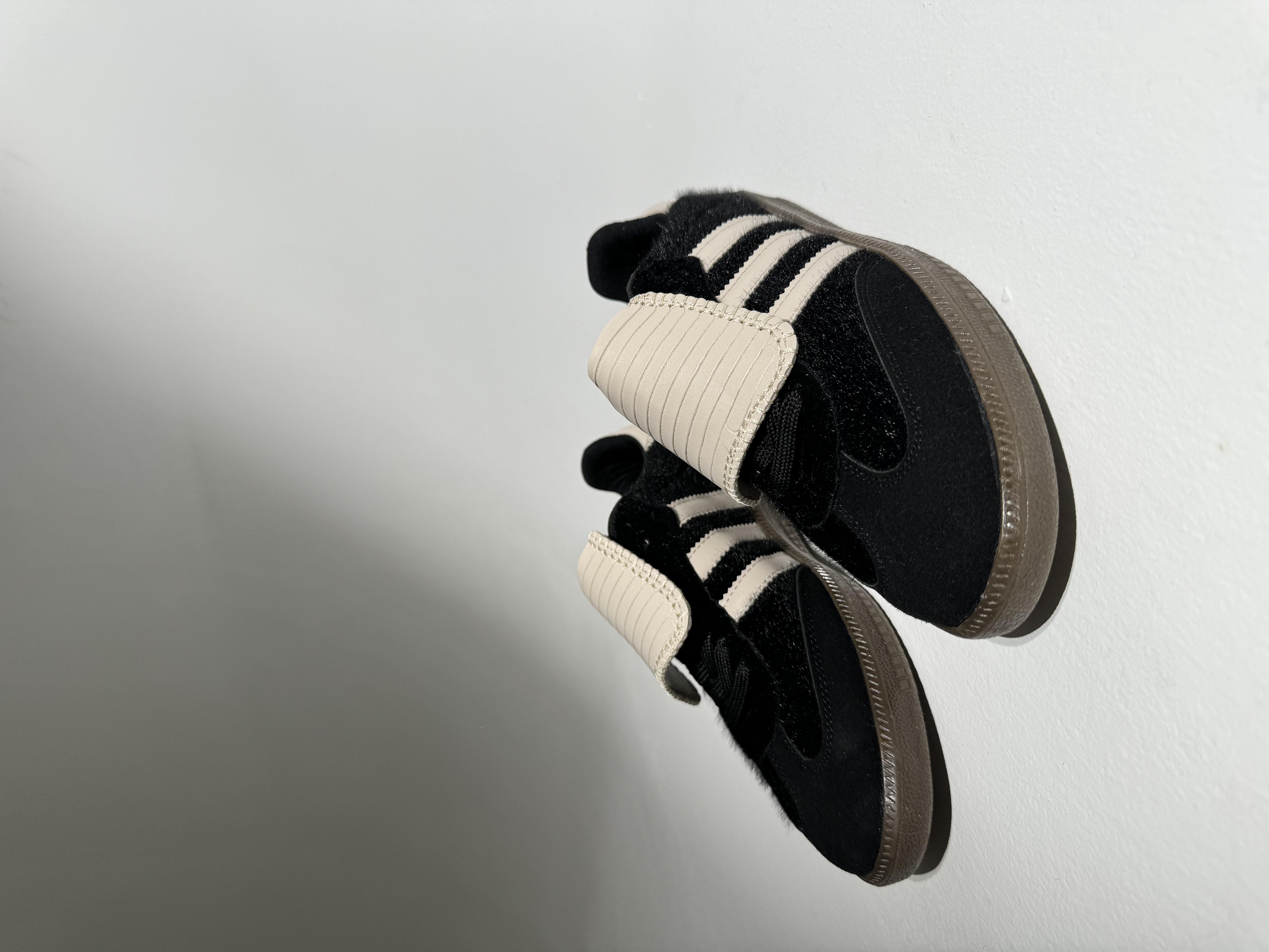 Sacha Dilli Siyah Bej 3Bantlı Sneaker