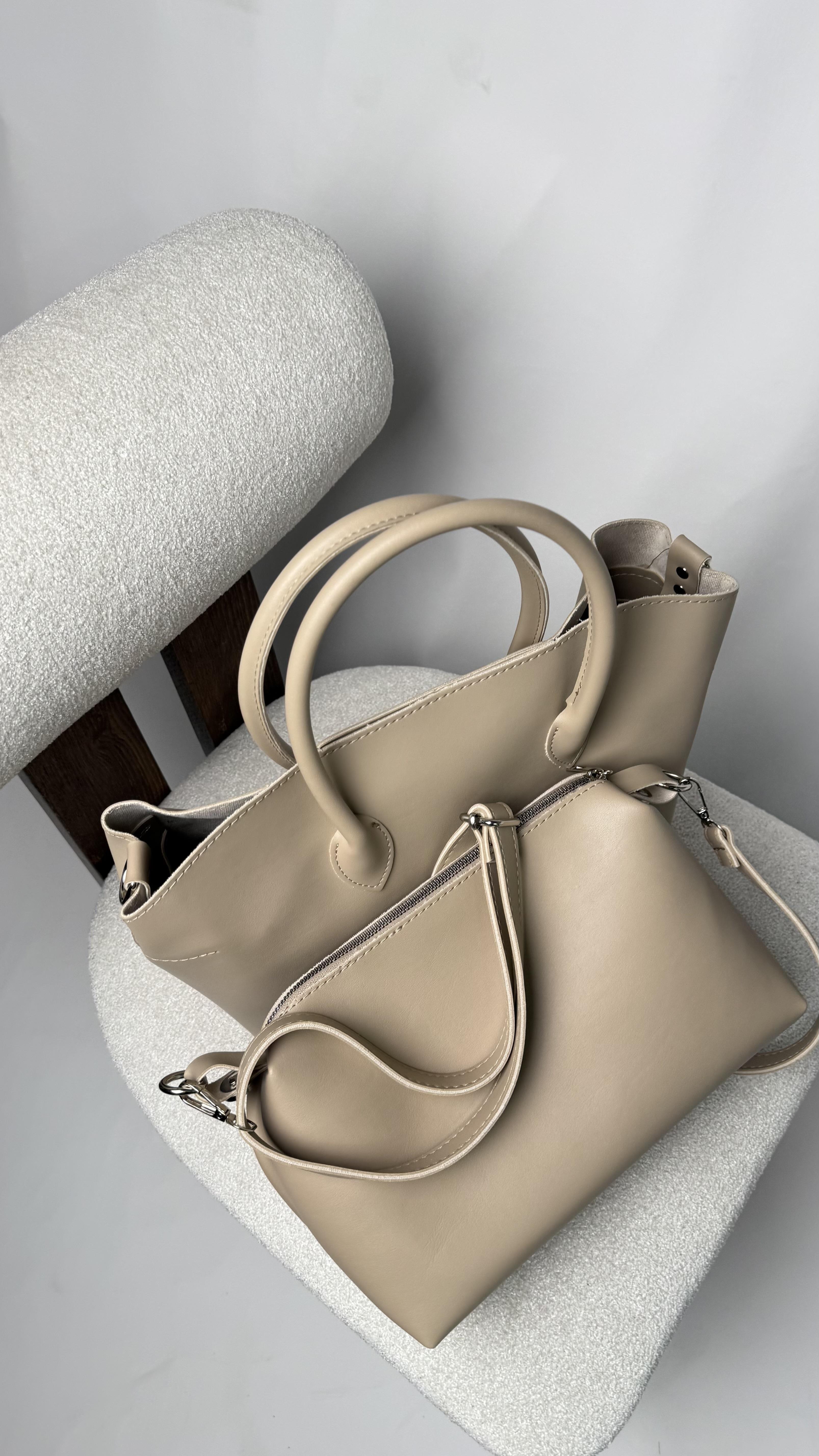 Tote Model Büyük Boy Yavrulu El ve ÇApraz Çanta Bej