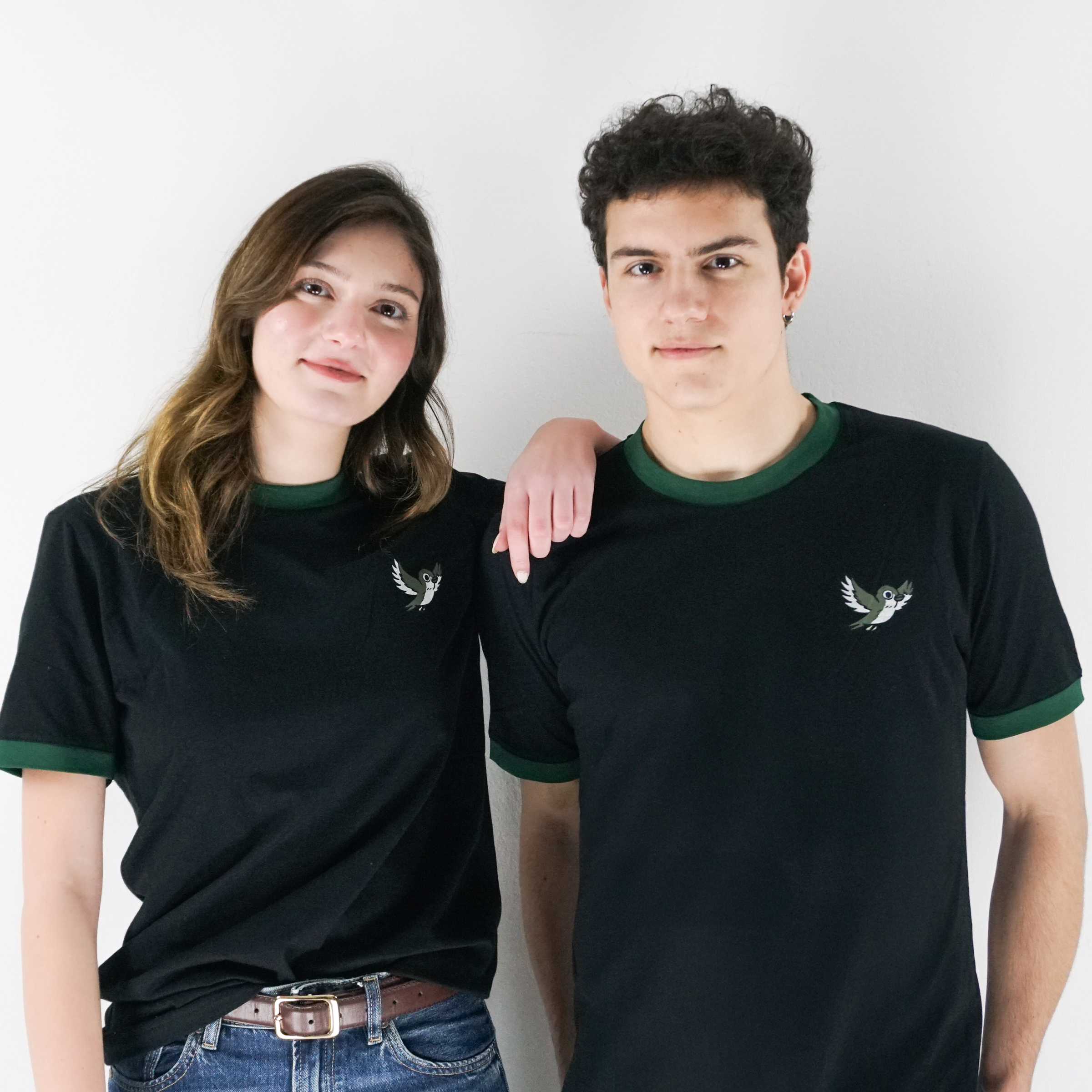 Yuvaya Doğru Kırlangıç Unisex Tişört Siyah
