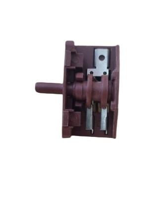 FIRIN KOMUTATÖR 3 KONUM ÇEVİRMELİ ANAHTAR 2+2 (16A 220V)