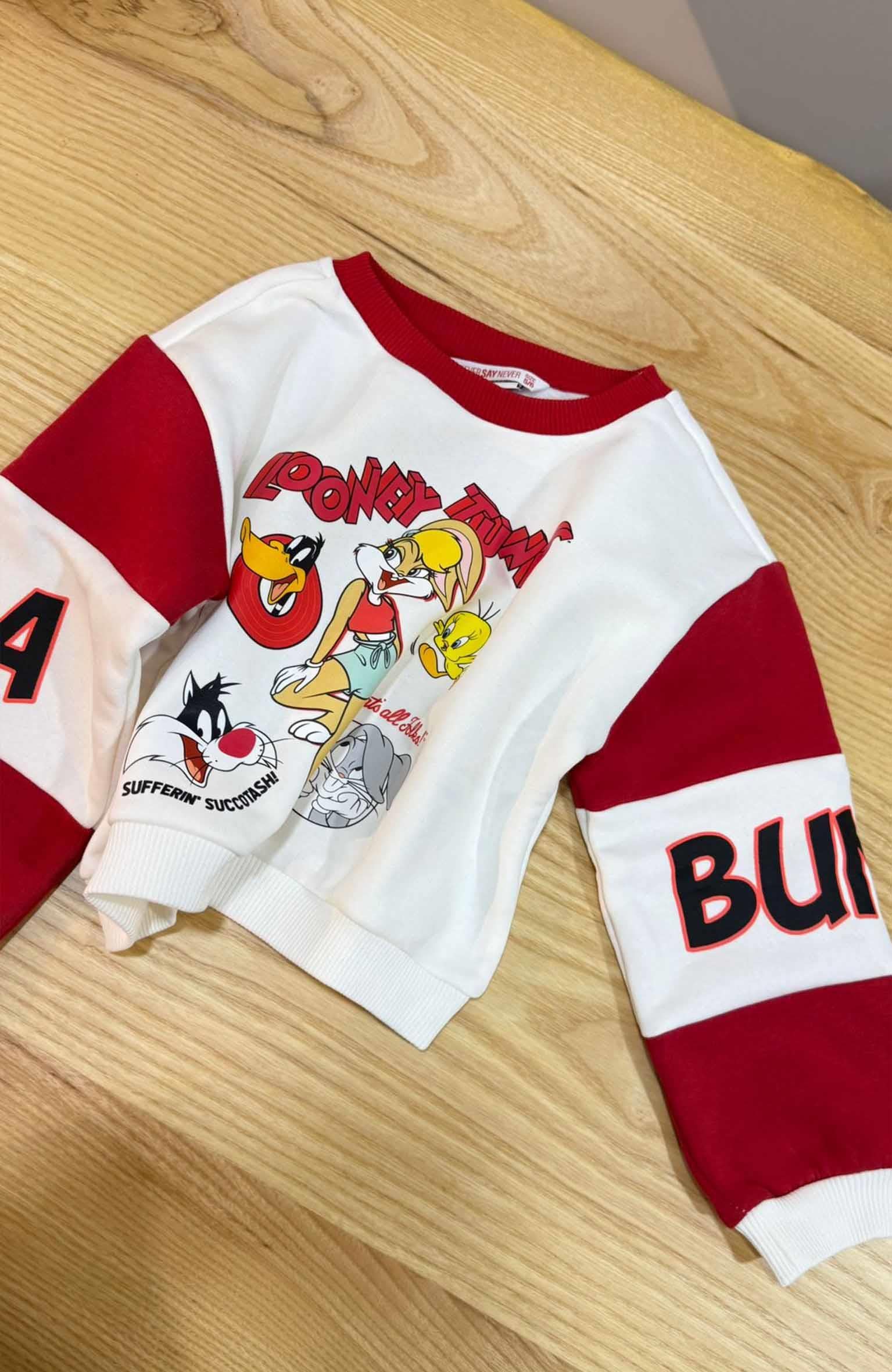 C2044 LOONEY T. BASKILI SWEAT