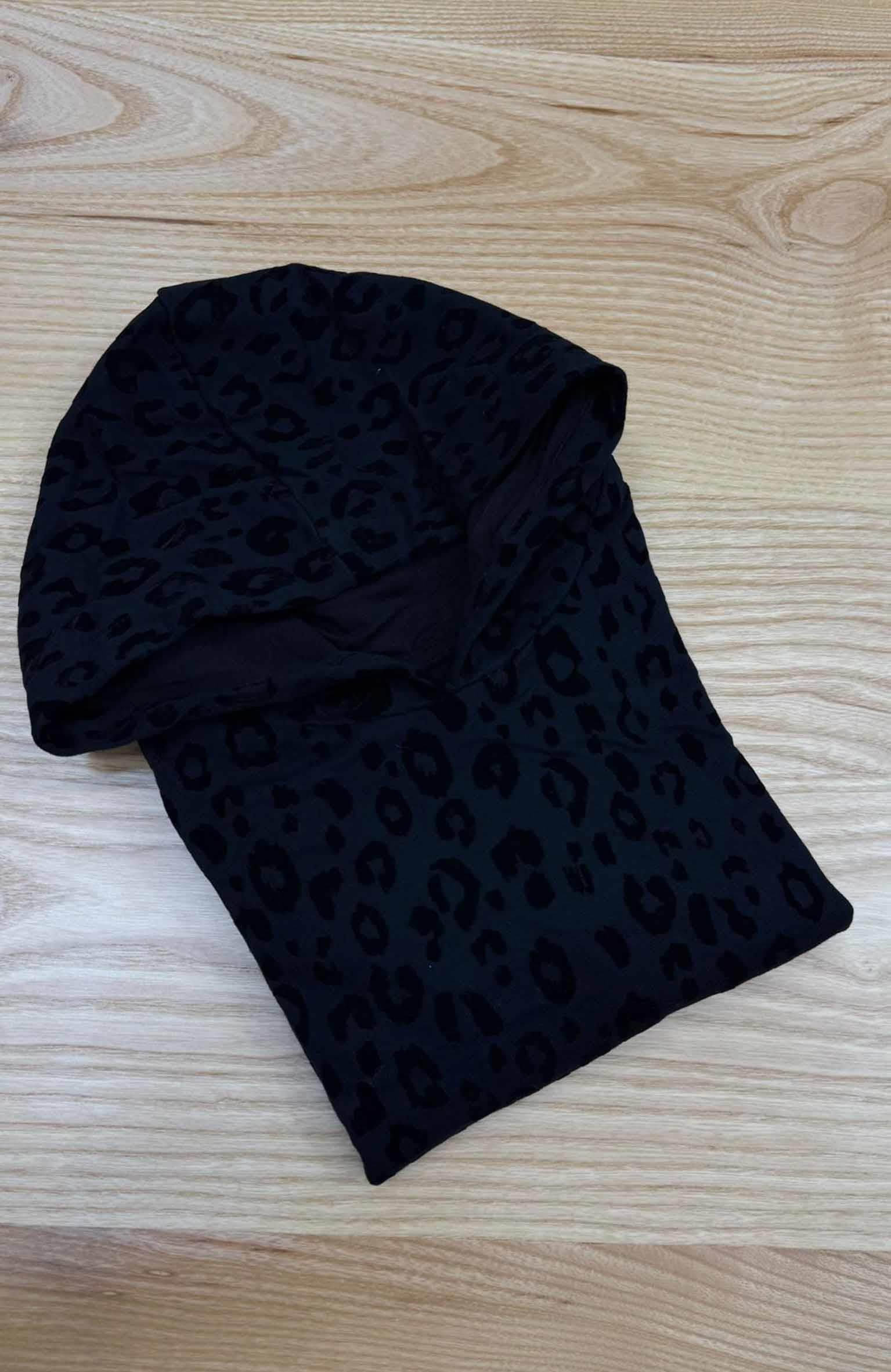 C2120 ANİMAL DESENLİ KAPÜŞONLU SİYAH SWEAT