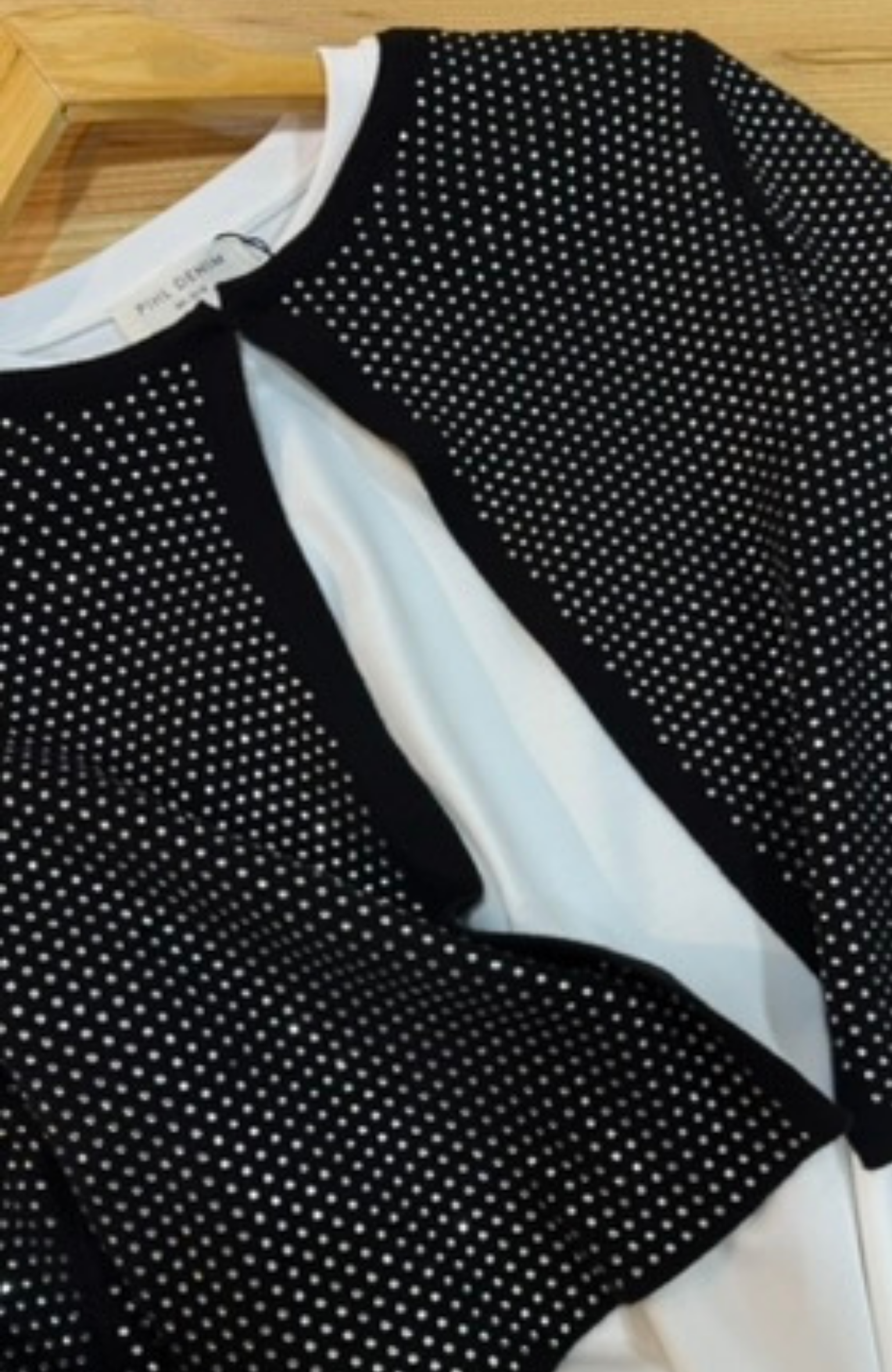 K3108 TAŞ BASKILI SİYAH TRİKO HIRKA