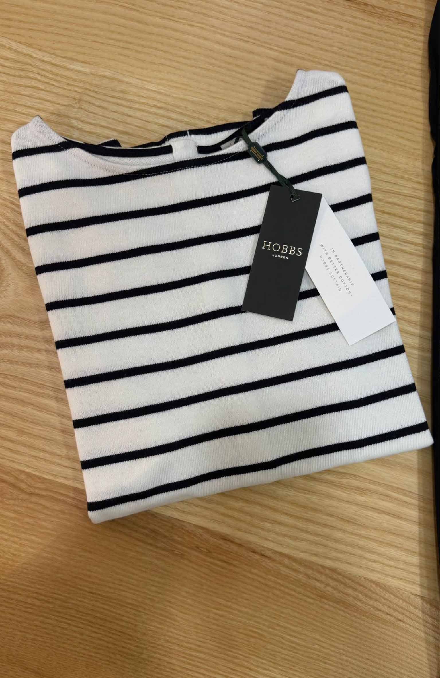 K3656 ARKASI DÜĞME DETAYLI ÇİZGİLİ TRİKO T-SHIRT