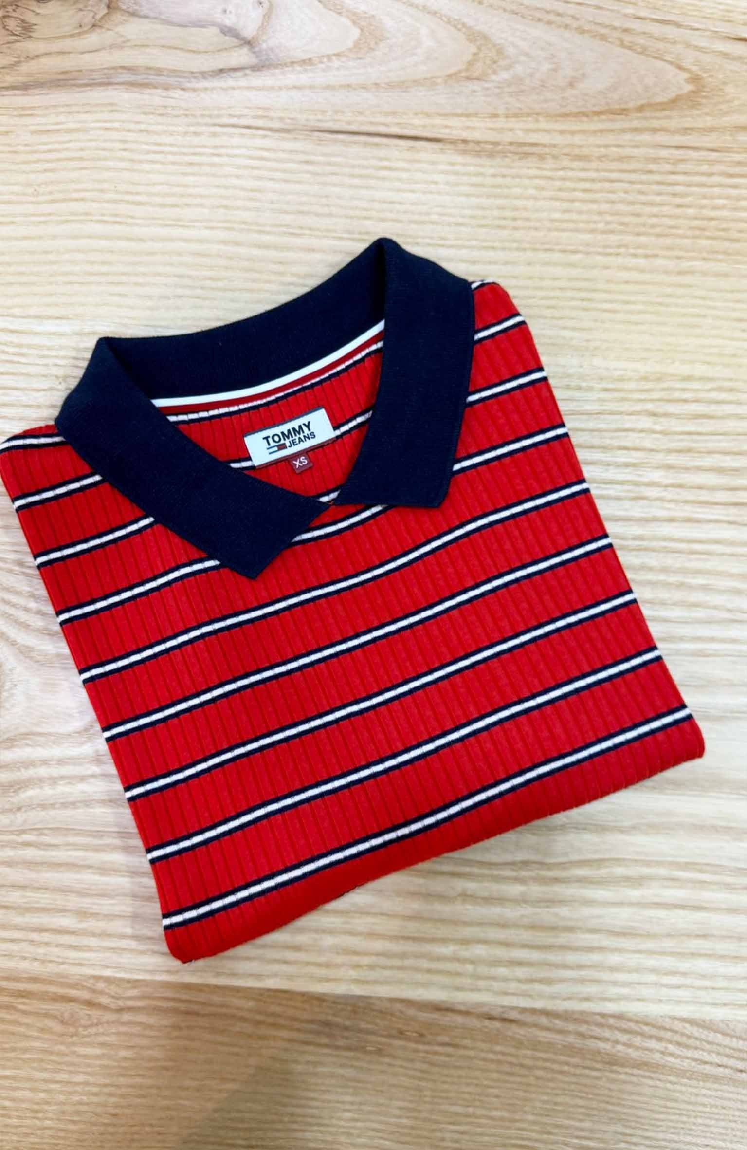 K3871 TJ YAKALI KIRMIZI ÇİZGİLİ T-SHIRT