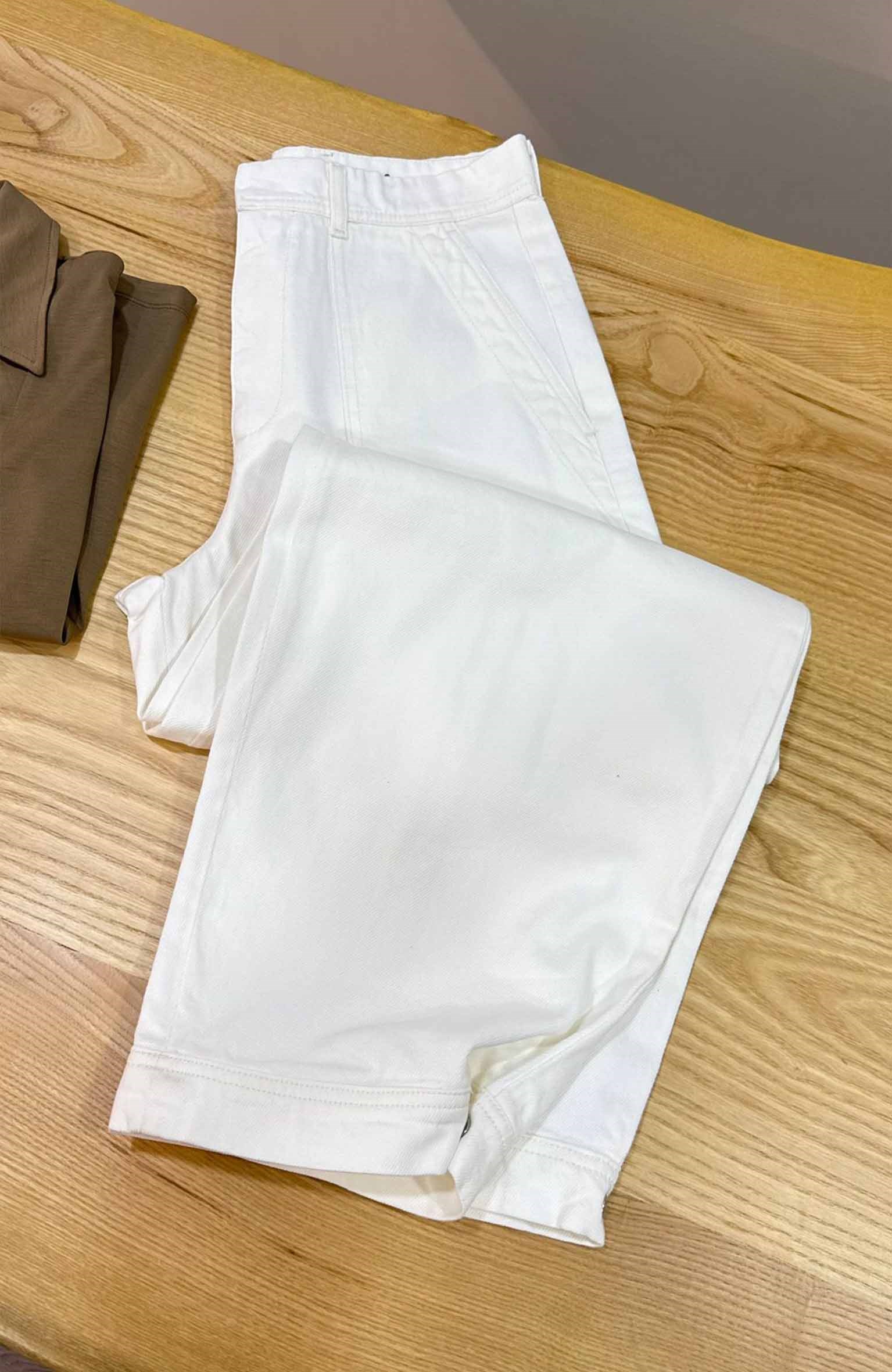 K4118 KYCH PAÇASI ÇITÇIT DETAYLI BEYAZ DENİM PANTOLON