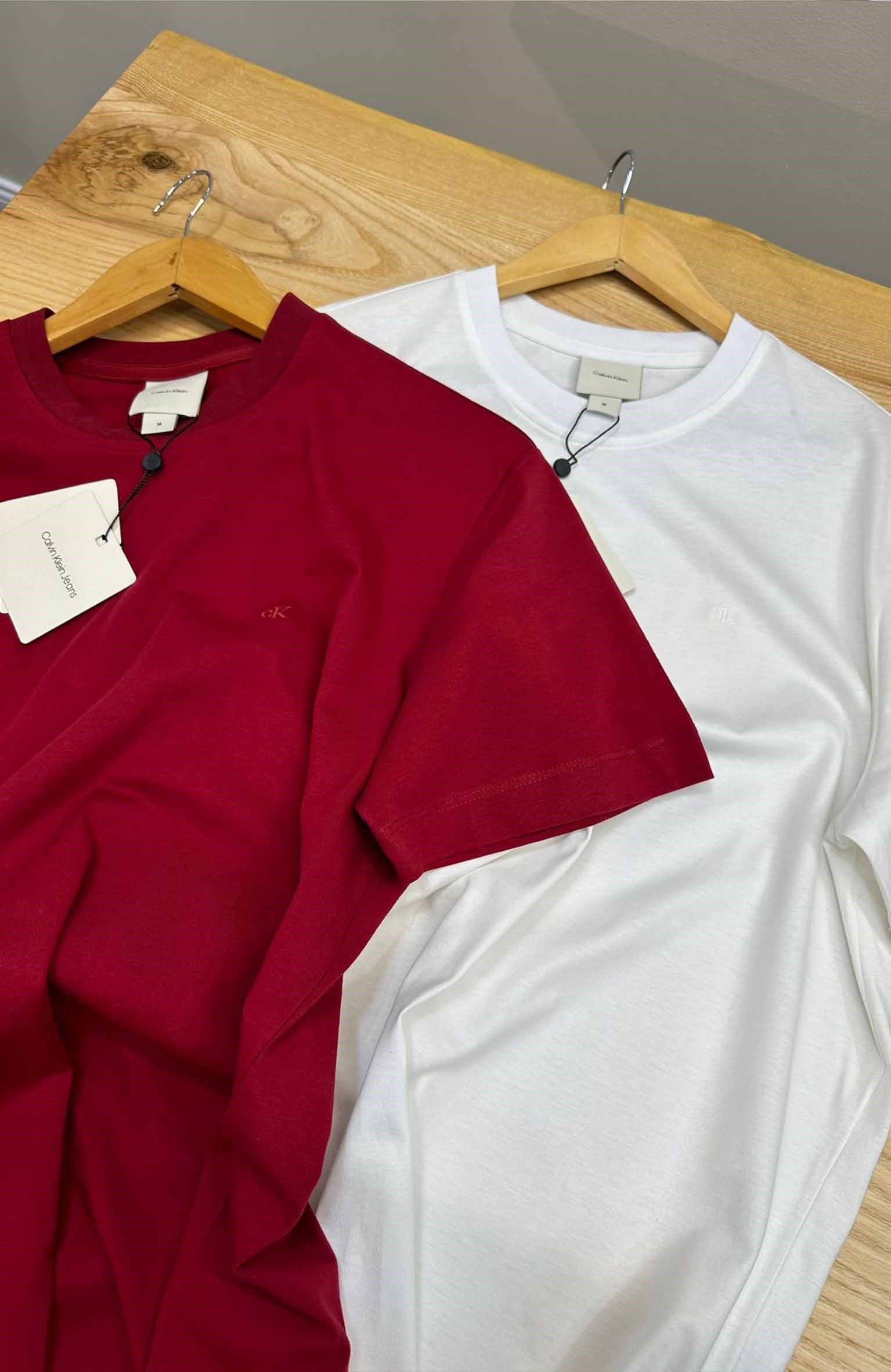MEN1334 CK KÜÇÜK NAKIŞLI PAMUKLU T-SHIRT