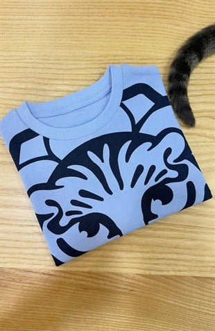 C2396 KNZ SIRT BASKILI MAVİ T-SHIRT 