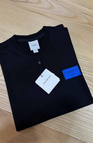 MEN1445 CK SAKS MAVİ BASKILI SİYAH T-SHIRT