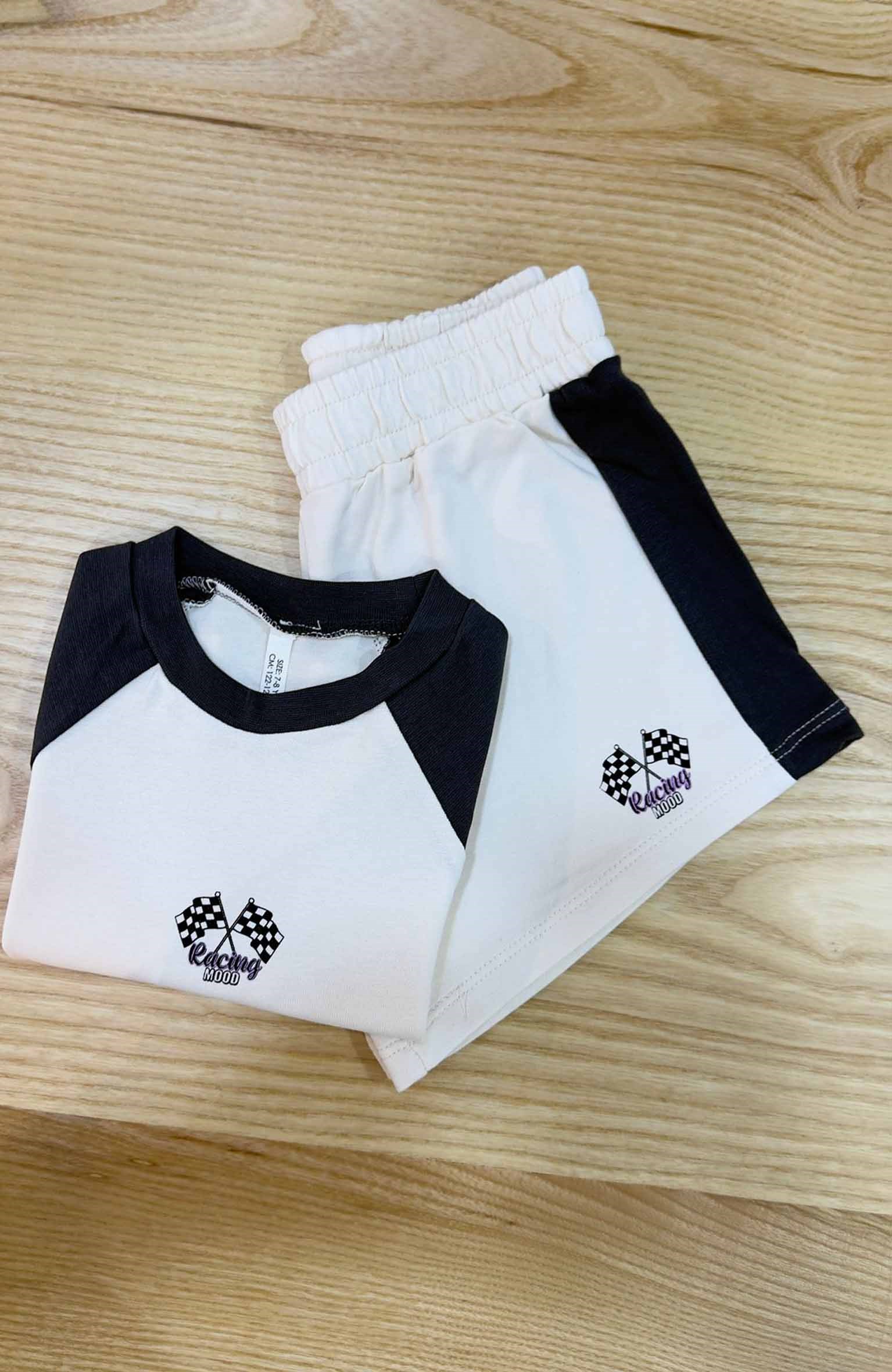 C2322 RACİNG BASKILI EKRU/ANTRASİT ŞORTLU TAKIM