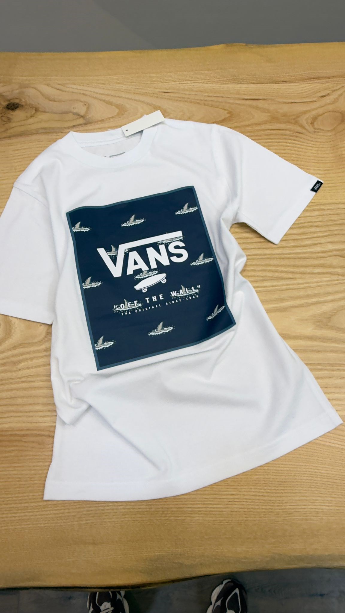 C2373 VNS BASKILI BEYAZ T-SHIRT