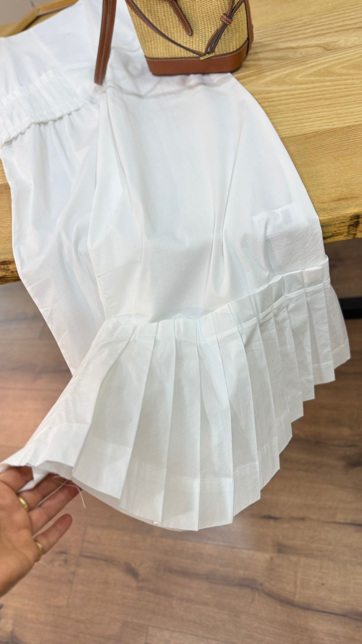 K4068 BEYAZ PİLE DETAYLI ELBİSE