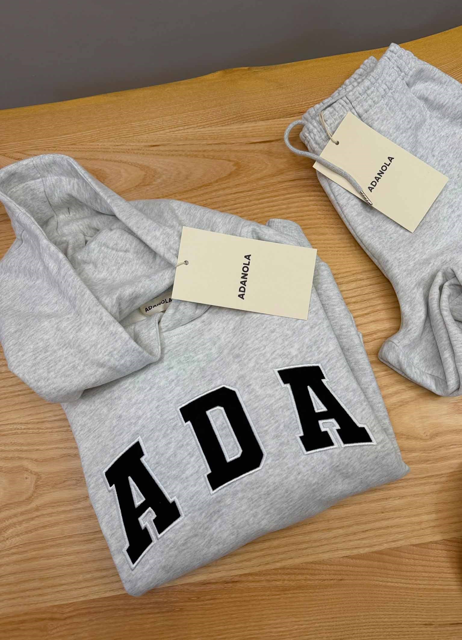 K4470 KAPÜŞONLU NAKIŞLI GRİ OVERSIZE SWEAT