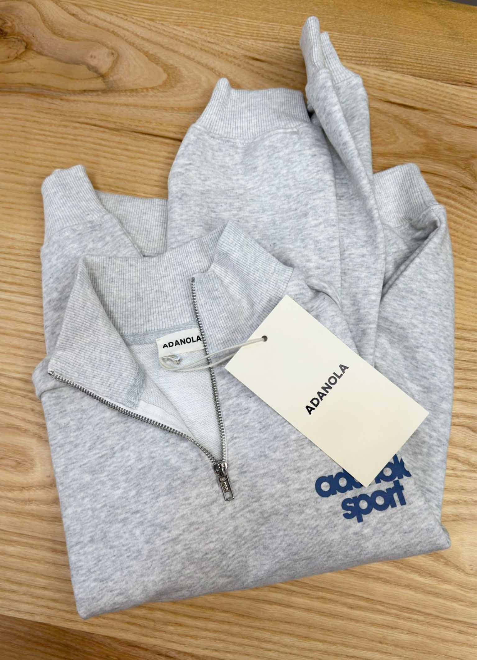 K4542 YARIM FERMUARLI MAVİ BASKILI GRİ SWEAT
