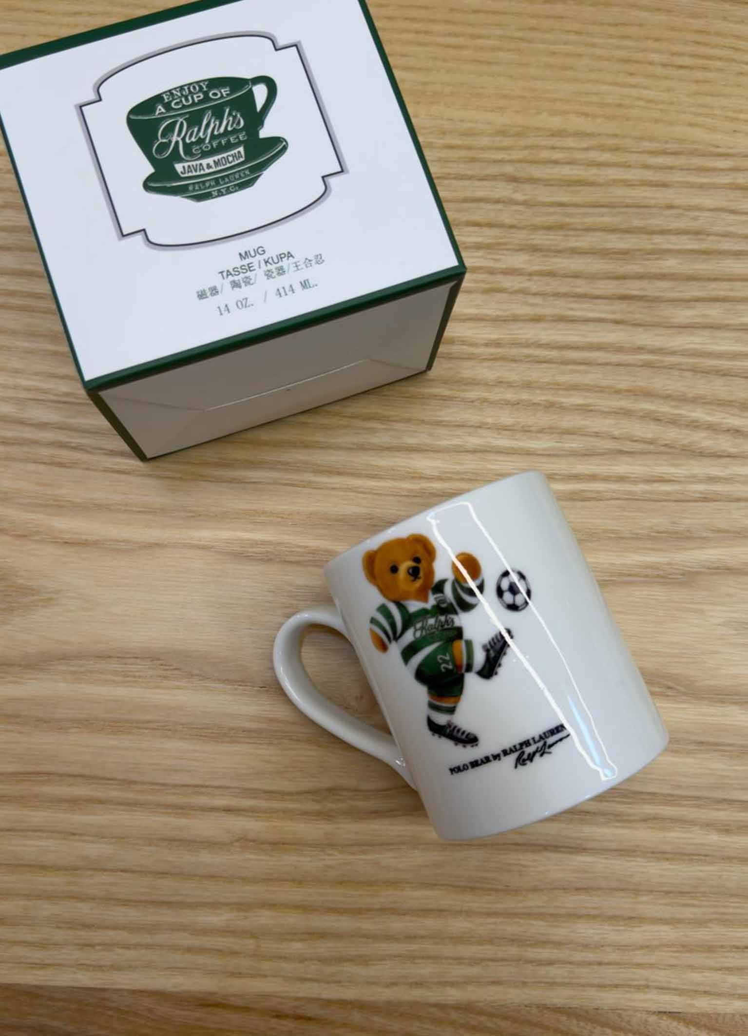 K4553 FUTBOLCU BEAR BASKILI MUG
