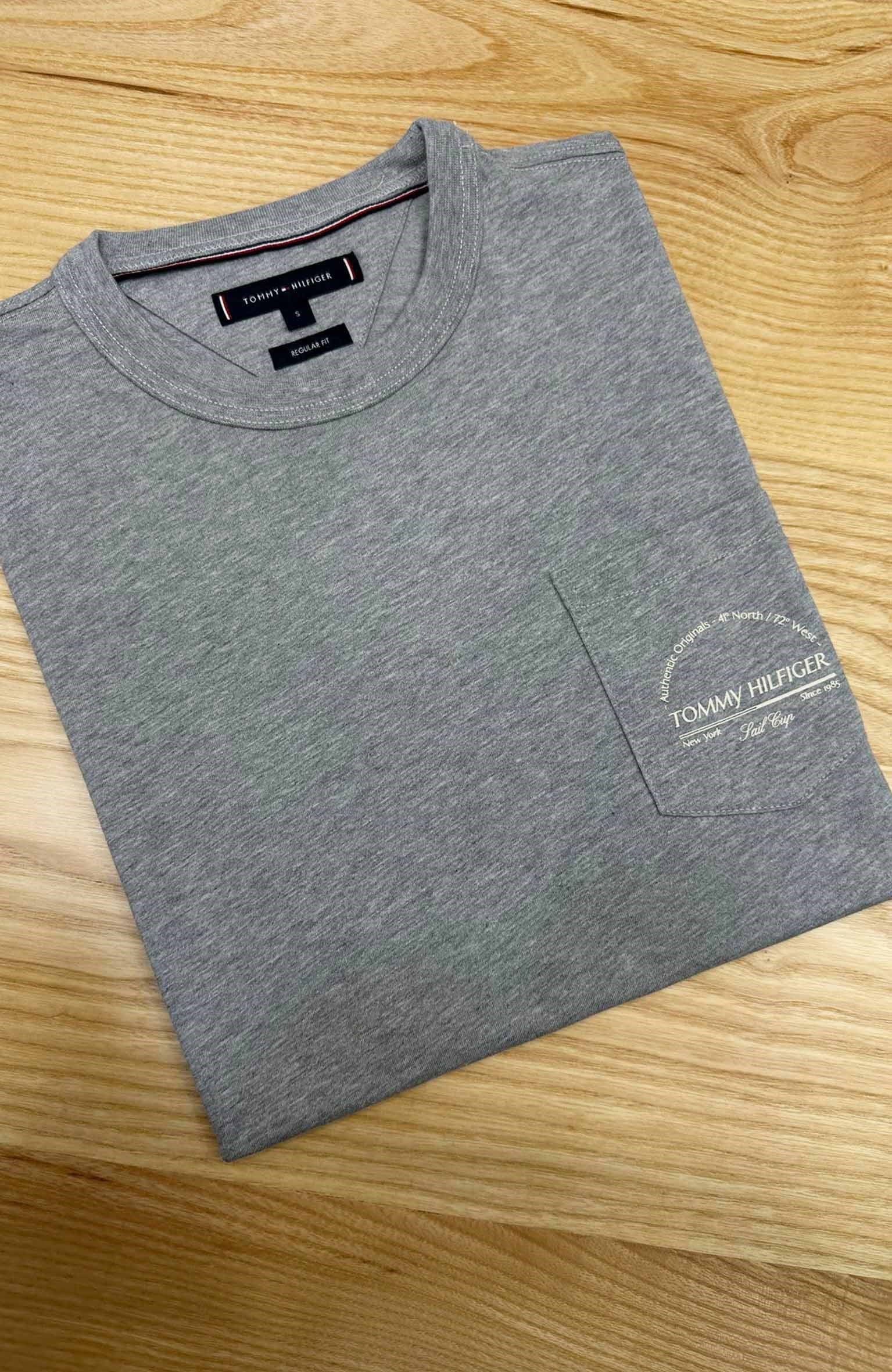 MEN1552 TM CEPLİ GRİ REGULAR T-SHIRT