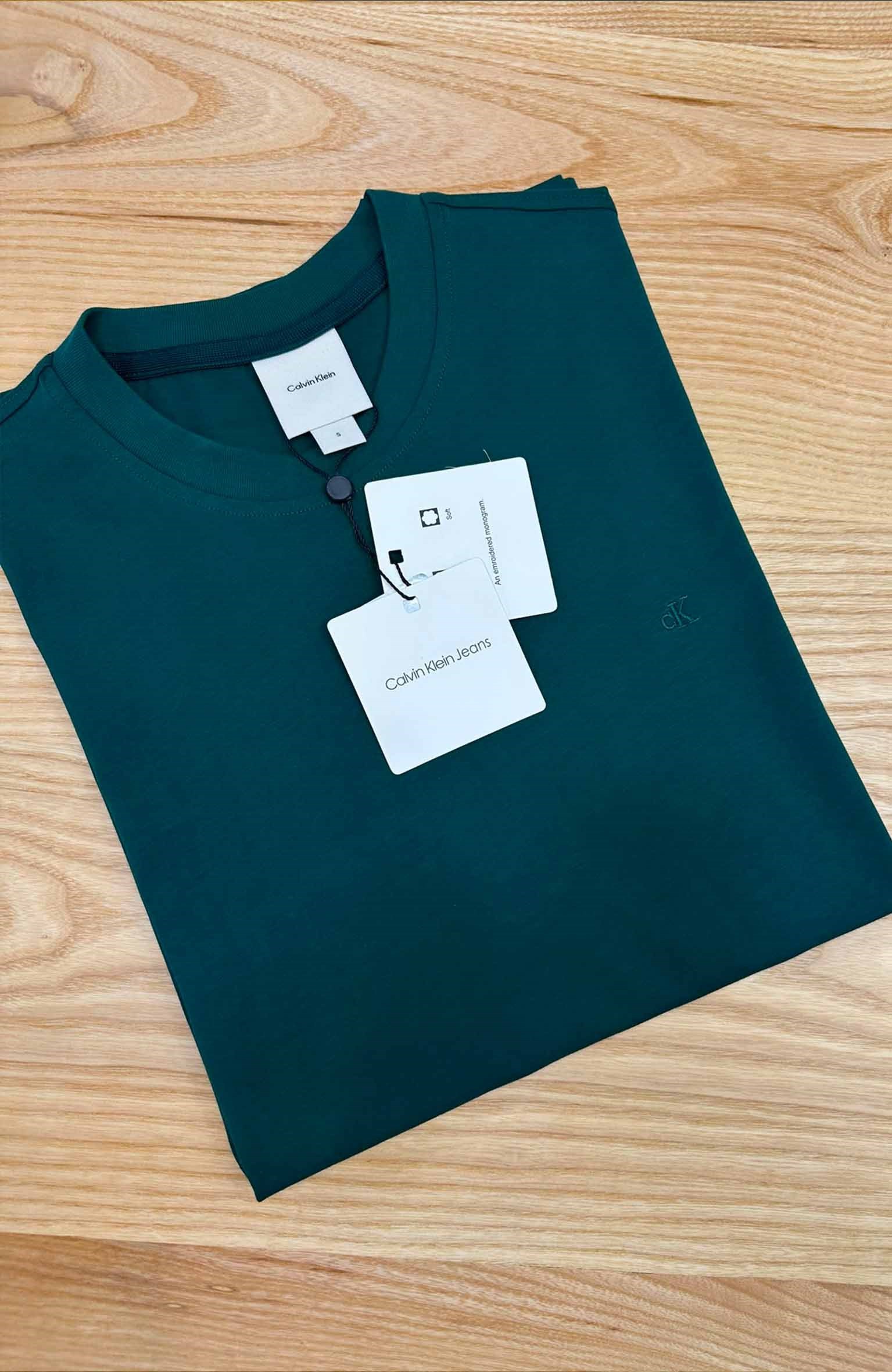 MEN1913 CK KÜÇÜK NAKIŞLI YEŞİL T-SHIRT
