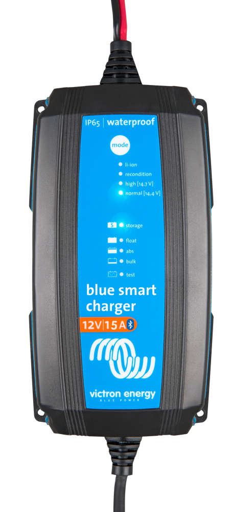 Blue Smart IP65 12V/15A Battery Charger+DC connector