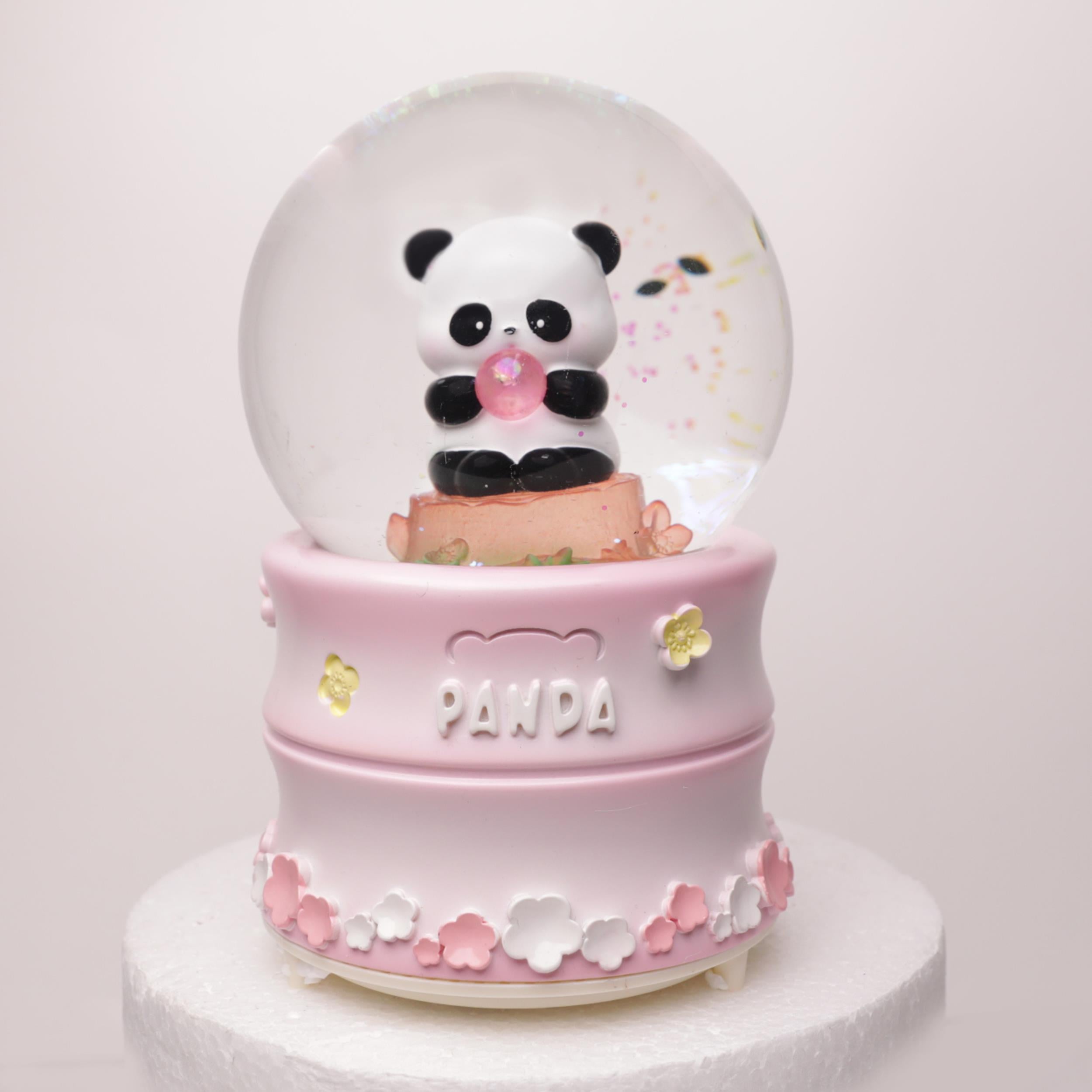 Dekoratif Pembe Panda Işıklı Müzikli Püskürtmeli Büyük Boy Kar Küresi