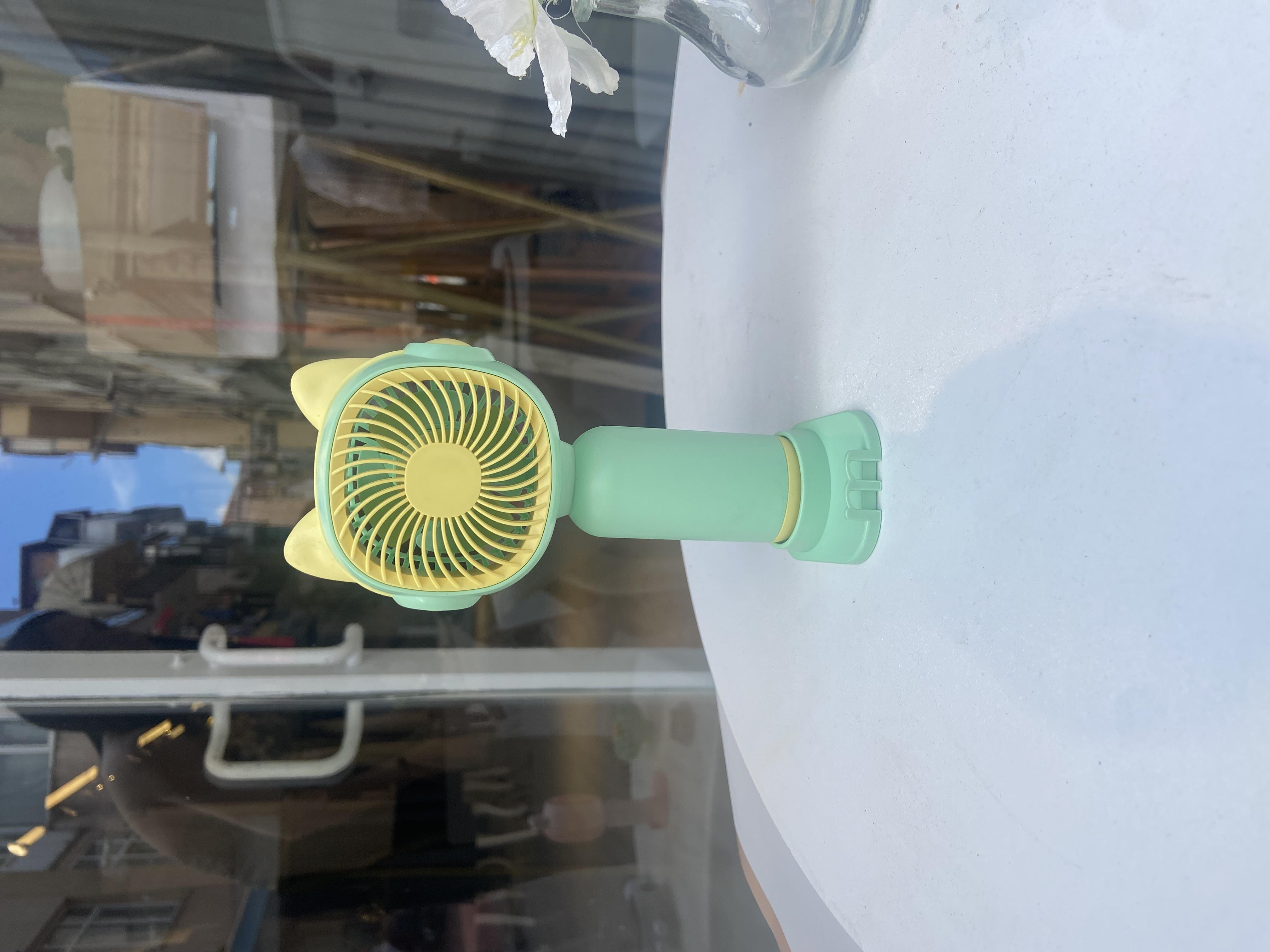 Mini Yeşil Usb Şarjlı El Ve Masa Fanı