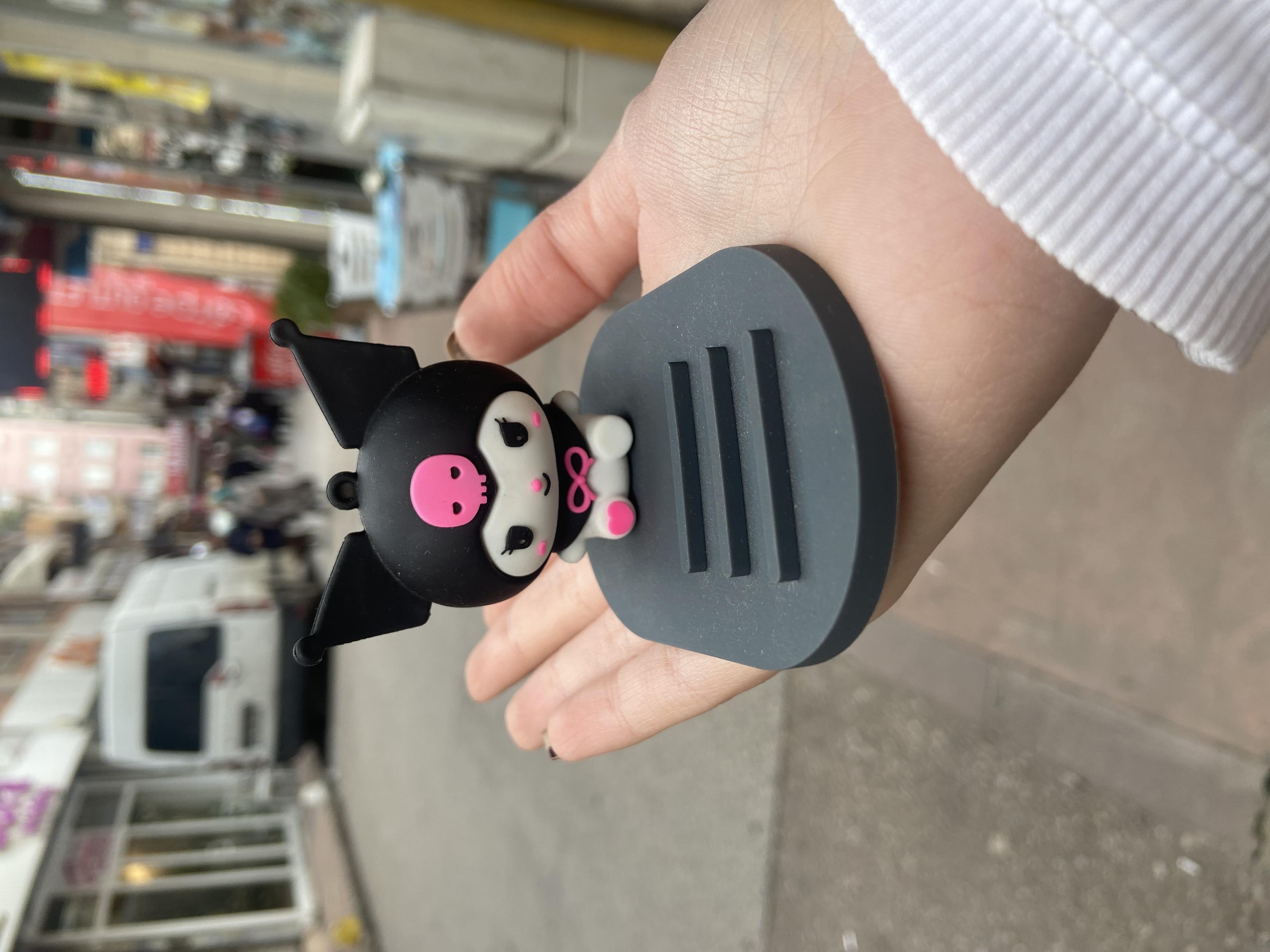 Sanrio Kuromi Figür Cep Telefon Tutucu Stand 