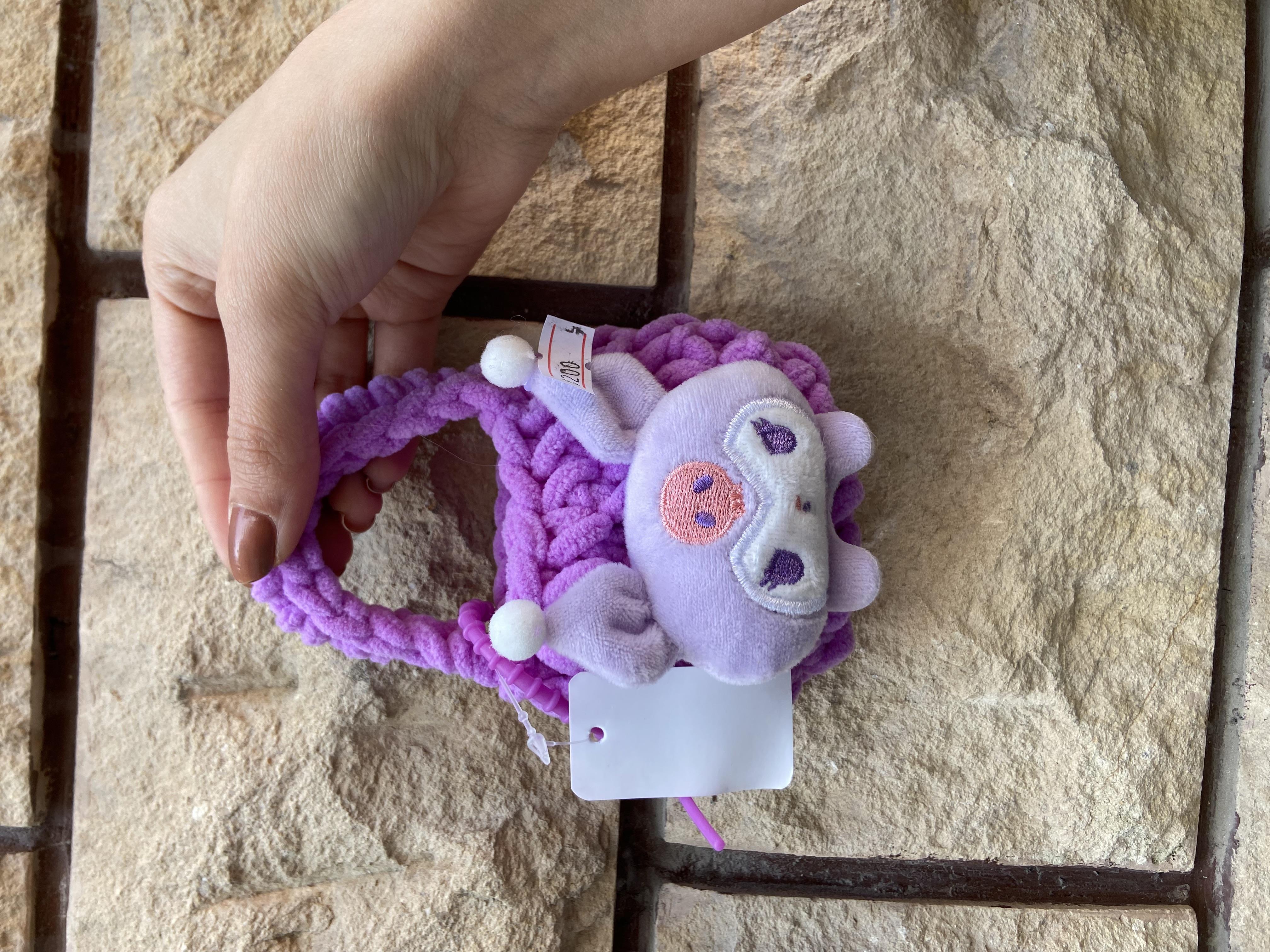Sanrio Kuromi Tasarımlı Örgü Cüzdan Peluş Anahtarlık