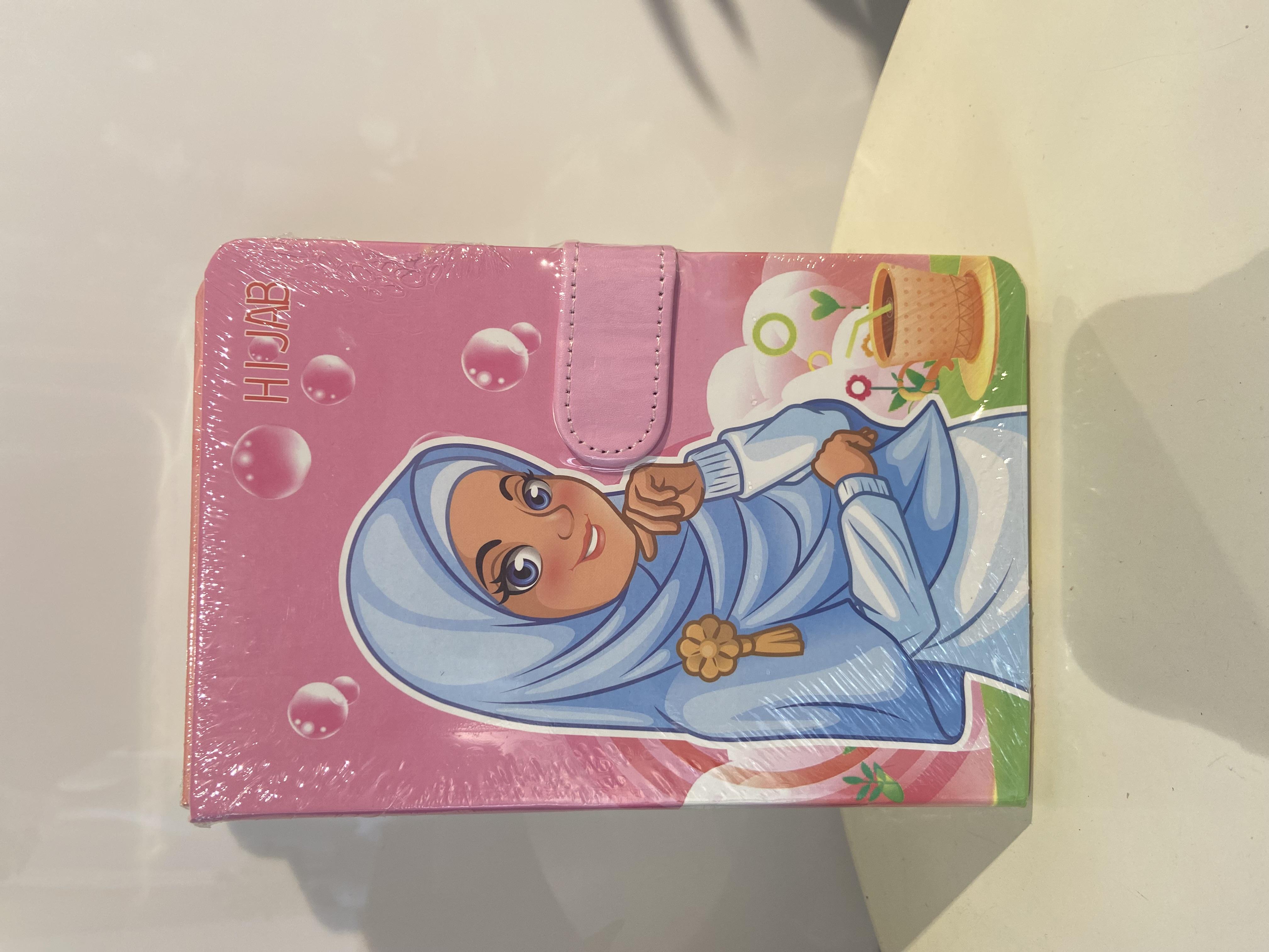 Sevimli Kız Mıknatıslı Defter Çizgili