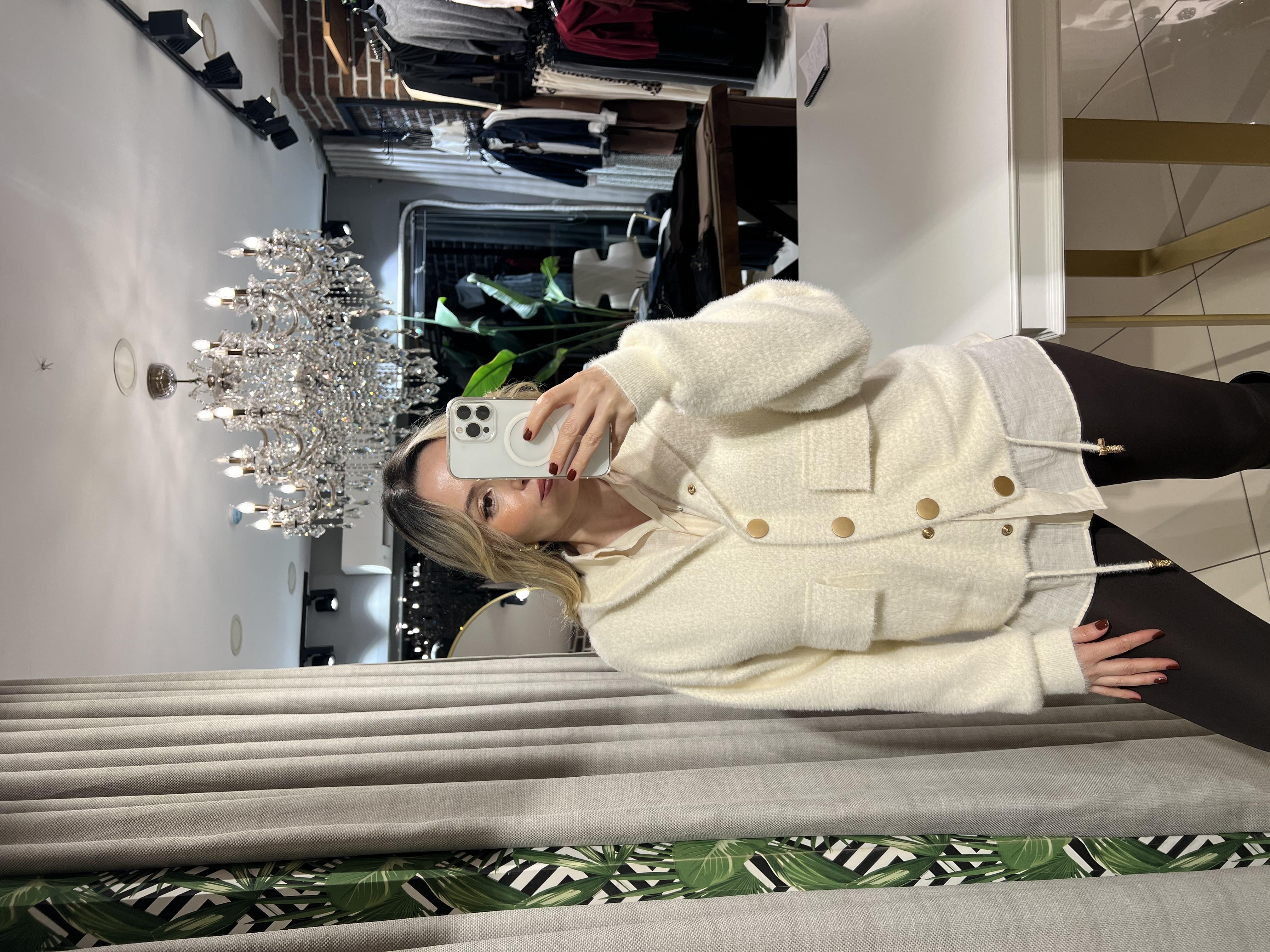 Angora Kapşonlu Düğmeli Ekru Hırka